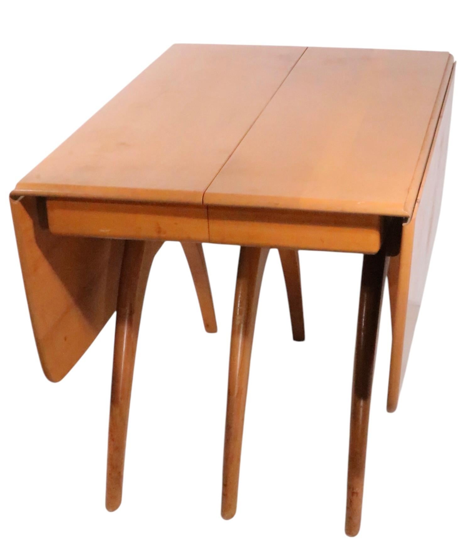 Mid Century Heywood Wakefield Wishbone Dining Table with two leaves c 1950/60's 10