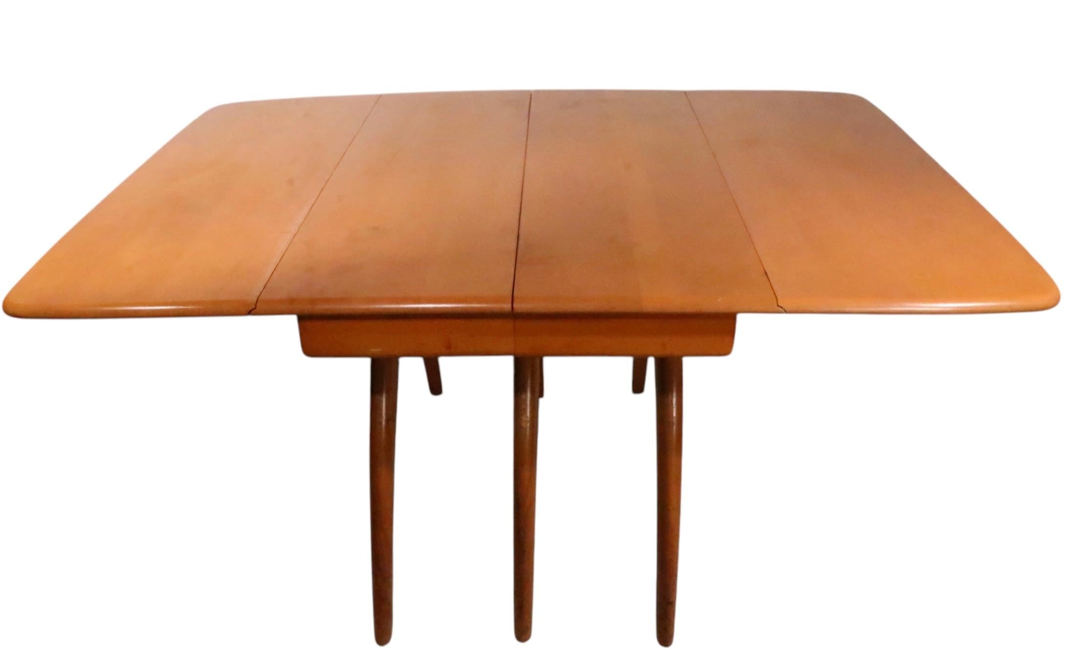 American Mid Century Heywood Wakefield Wishbone Dining Table with two leaves c 1950/60's