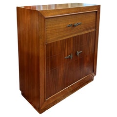 Bureau caché du milieu du siècle