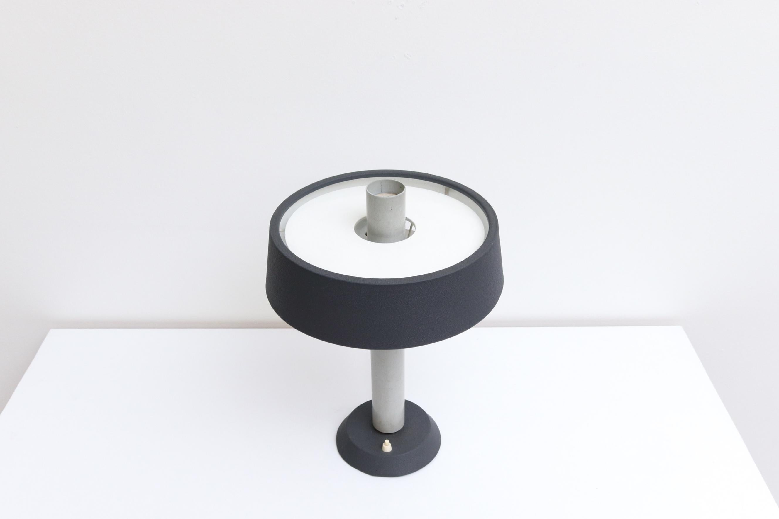 Dutch Mid-Century Niek Hiemstra Evolux Table Lamp in Shades of Gray & White, 1960's For Sale