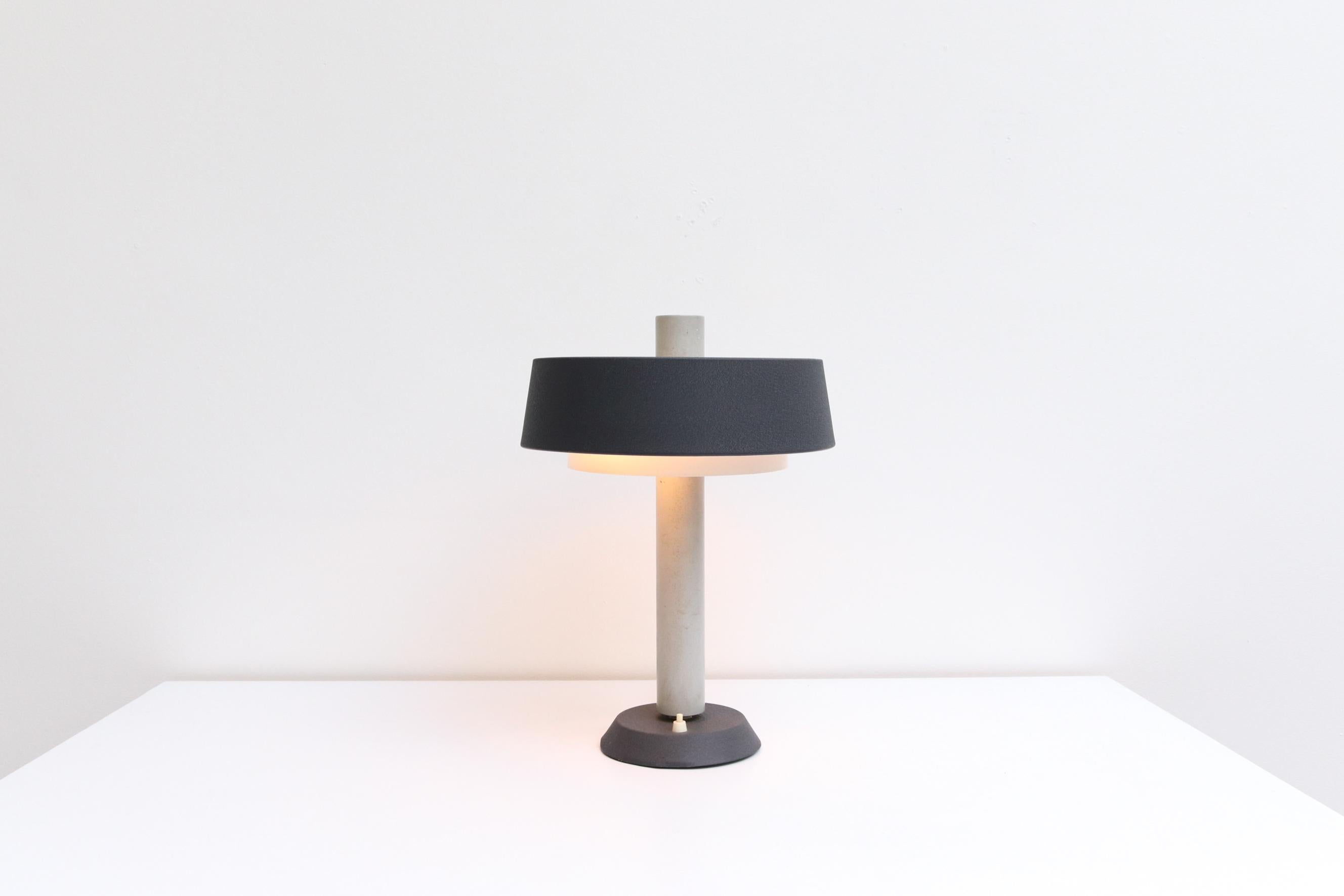 Mid-Century Hiemstra Evolux Table Lamp, 1960's In Good Condition For Sale In Los Angeles, CA