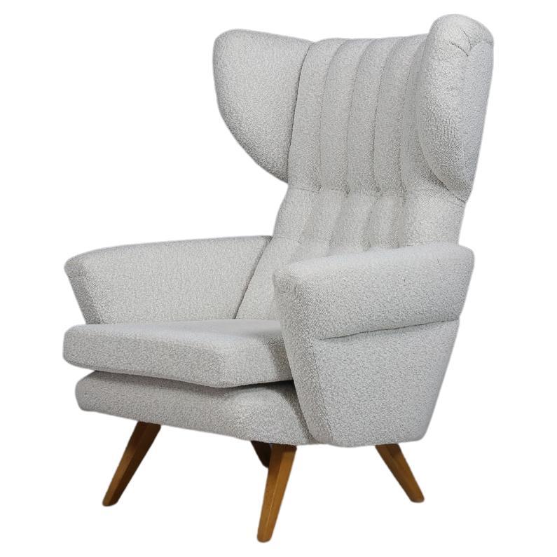 Mid Century High Back Lounge Chair in Reupholstered Bouclé Fabric, Praque 1950s For Sale
