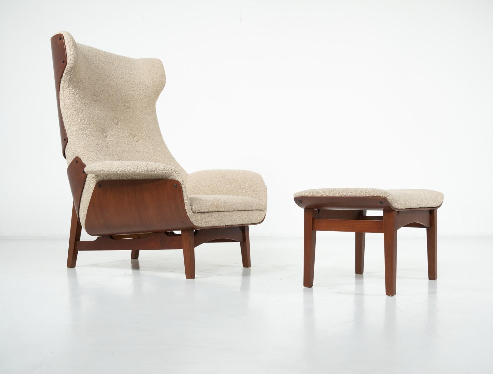 Mid-century Highback Armchair with Ottoman, 1960s - New upholstery en venta 12