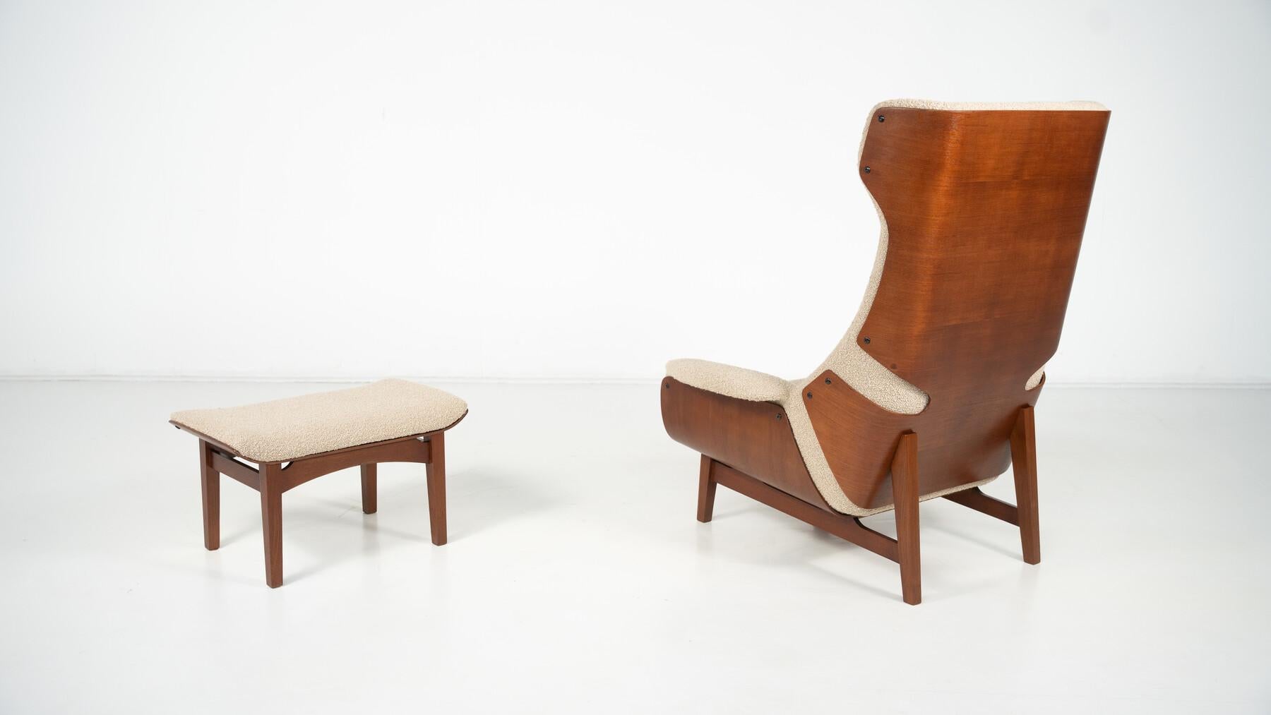Mid-century Highback Armchair with Ottoman, 1960s - New upholstery siglo XX en venta