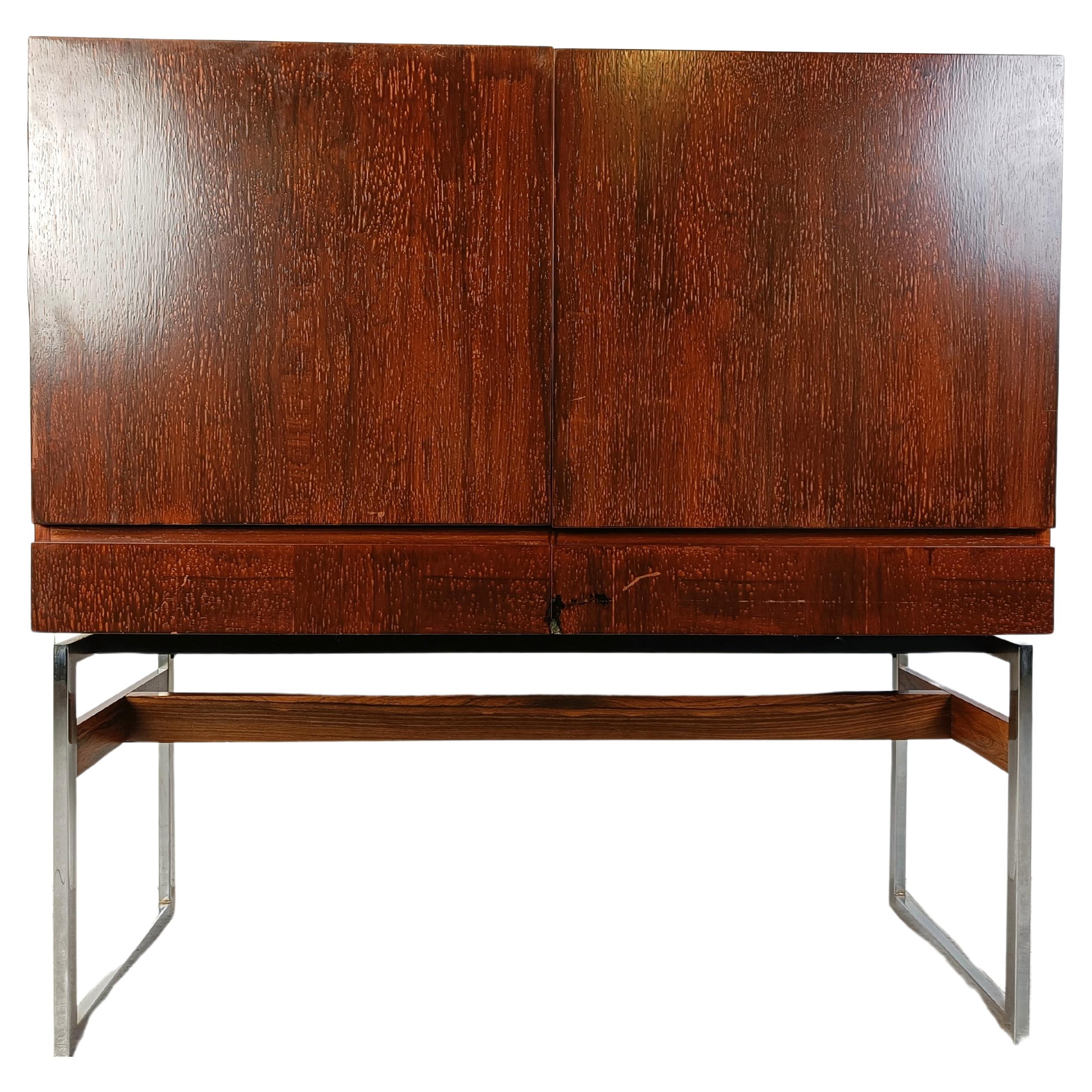 Highboard aus der Mitte des Jahrhunderts, 1960er Jahre