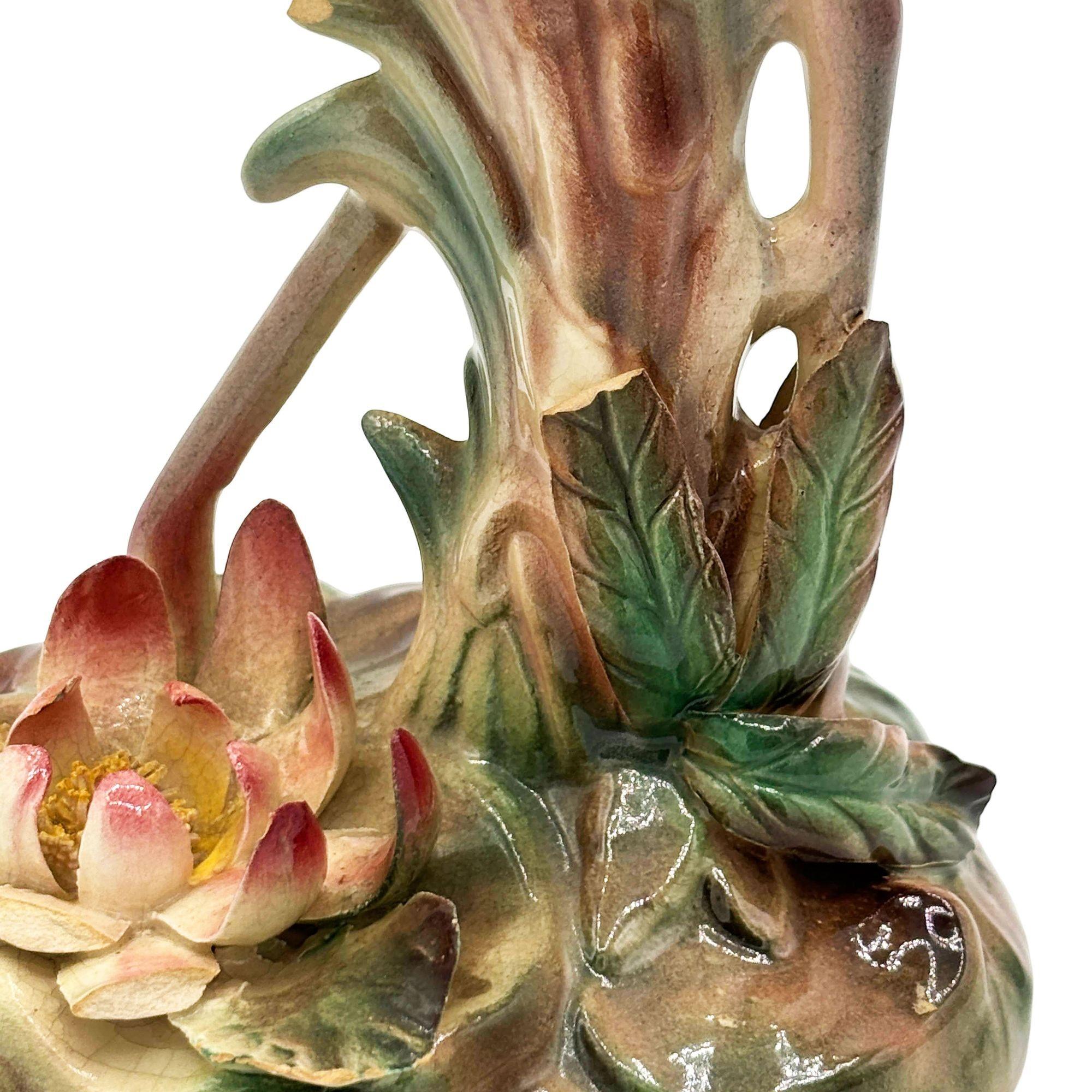 Milieu du XXe siècle Sculpture de table du milieu du siècle en céramique très détaillée représentant un flamant rose Brad Keeler en vente