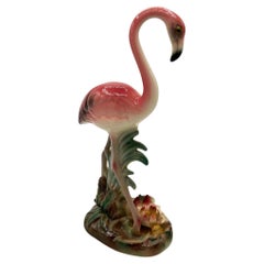 Sculpture de table du milieu du siècle en céramique très détaillée représentant un flamant rose Brad Keeler