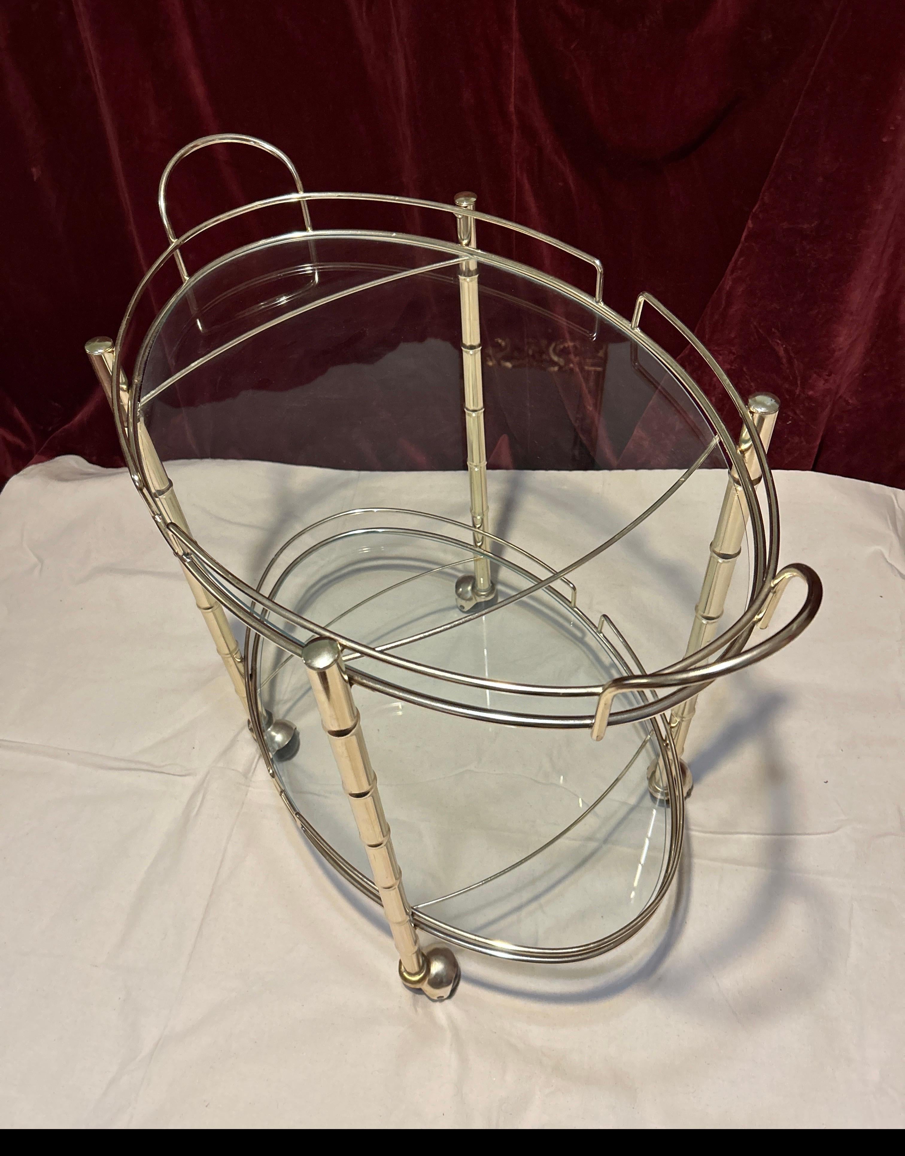 Unknown Mid Century Hollywood Regency Brass Bamboo Motif Circular Bar Cart On Casters For Sale