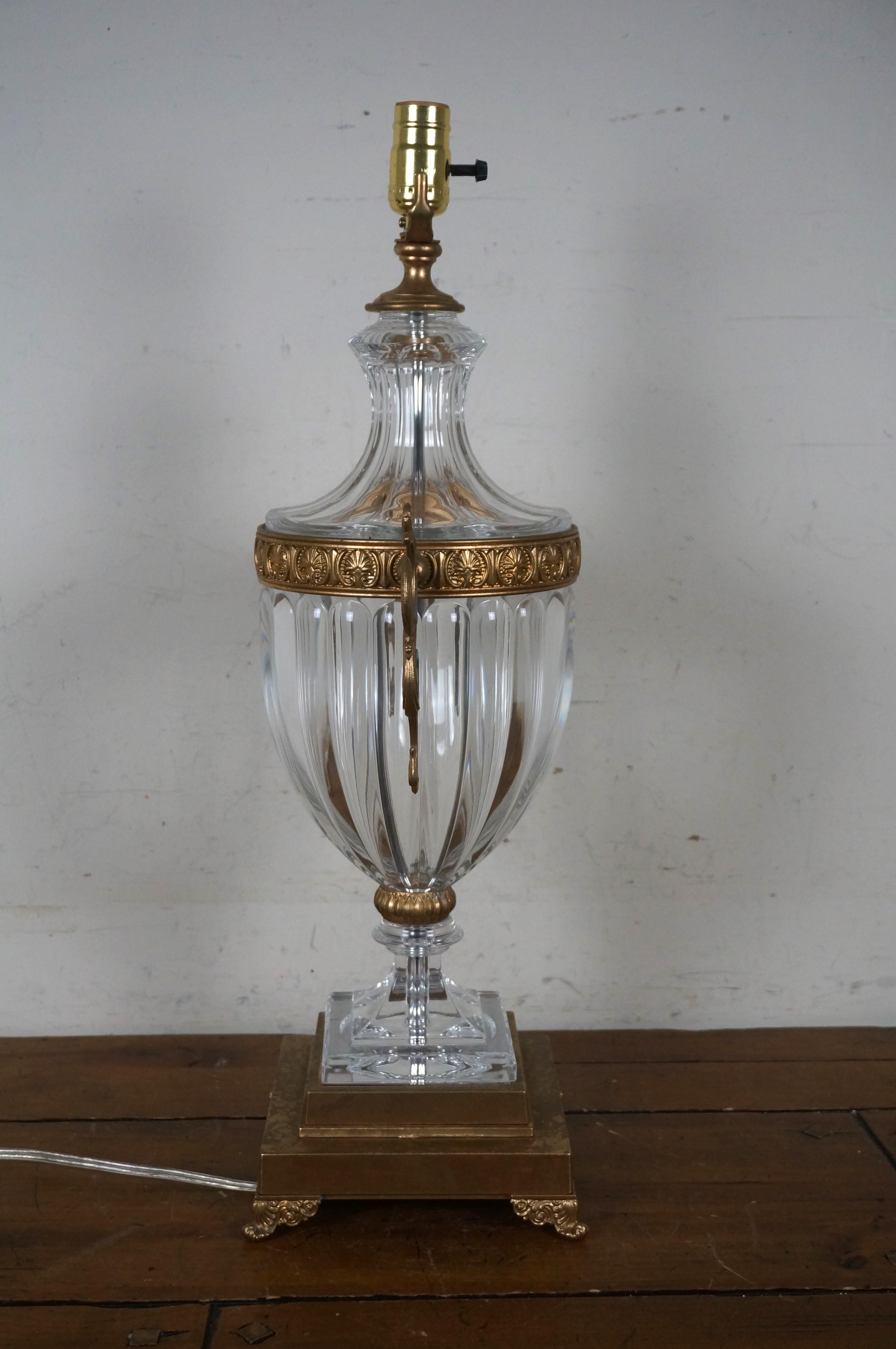 Lampe de table Trophée en laiton et cristal 