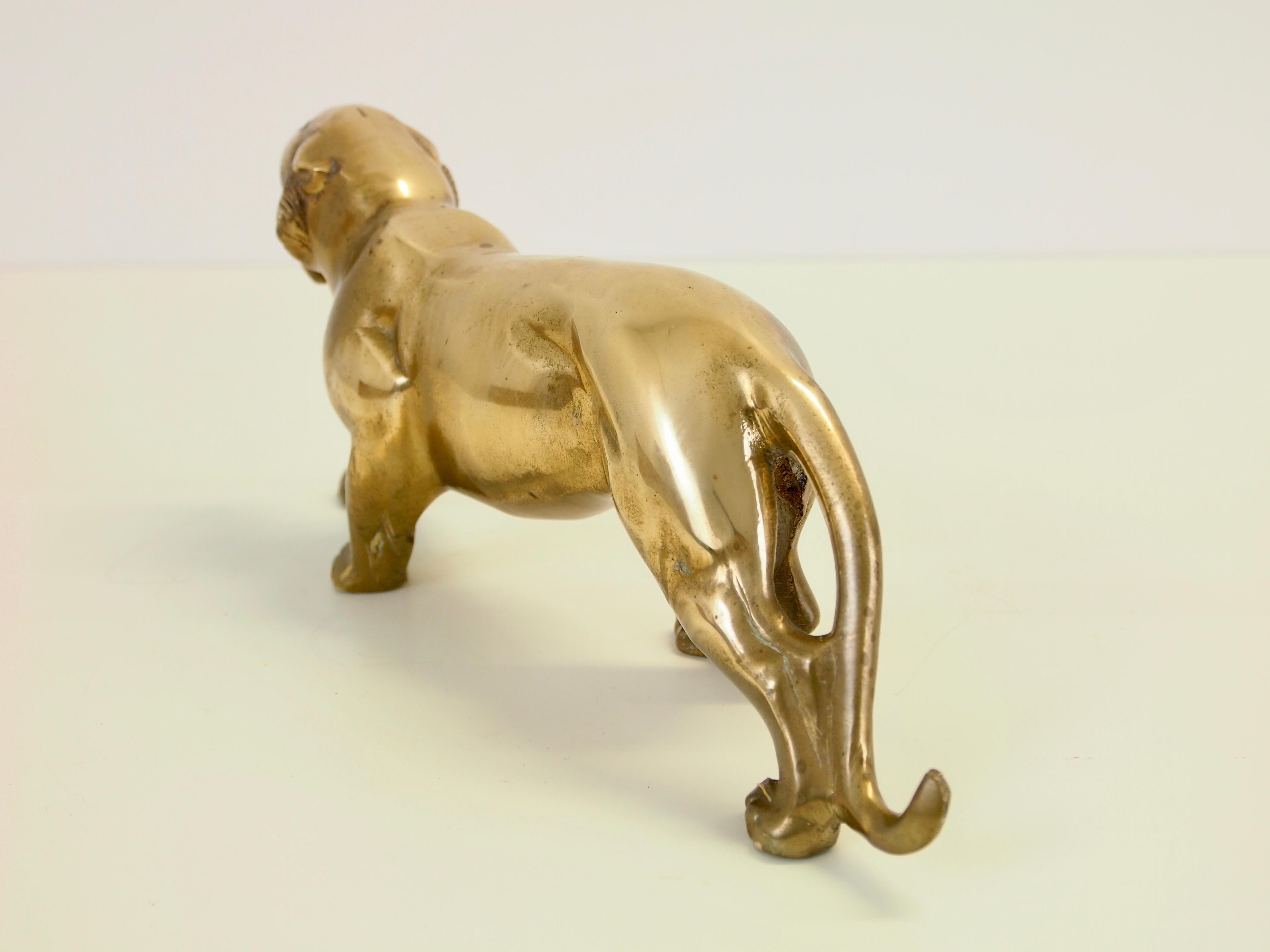 Midcentury Hollywood Regency Brass Presse Papier Tiger Figurine Sculpture 3