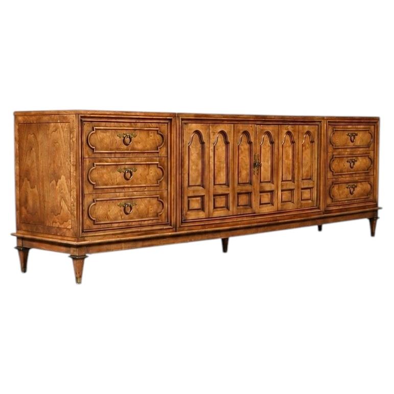 Mid-Century Hollywood Regency Burl Wood Credenza by Mastercraft For Sale