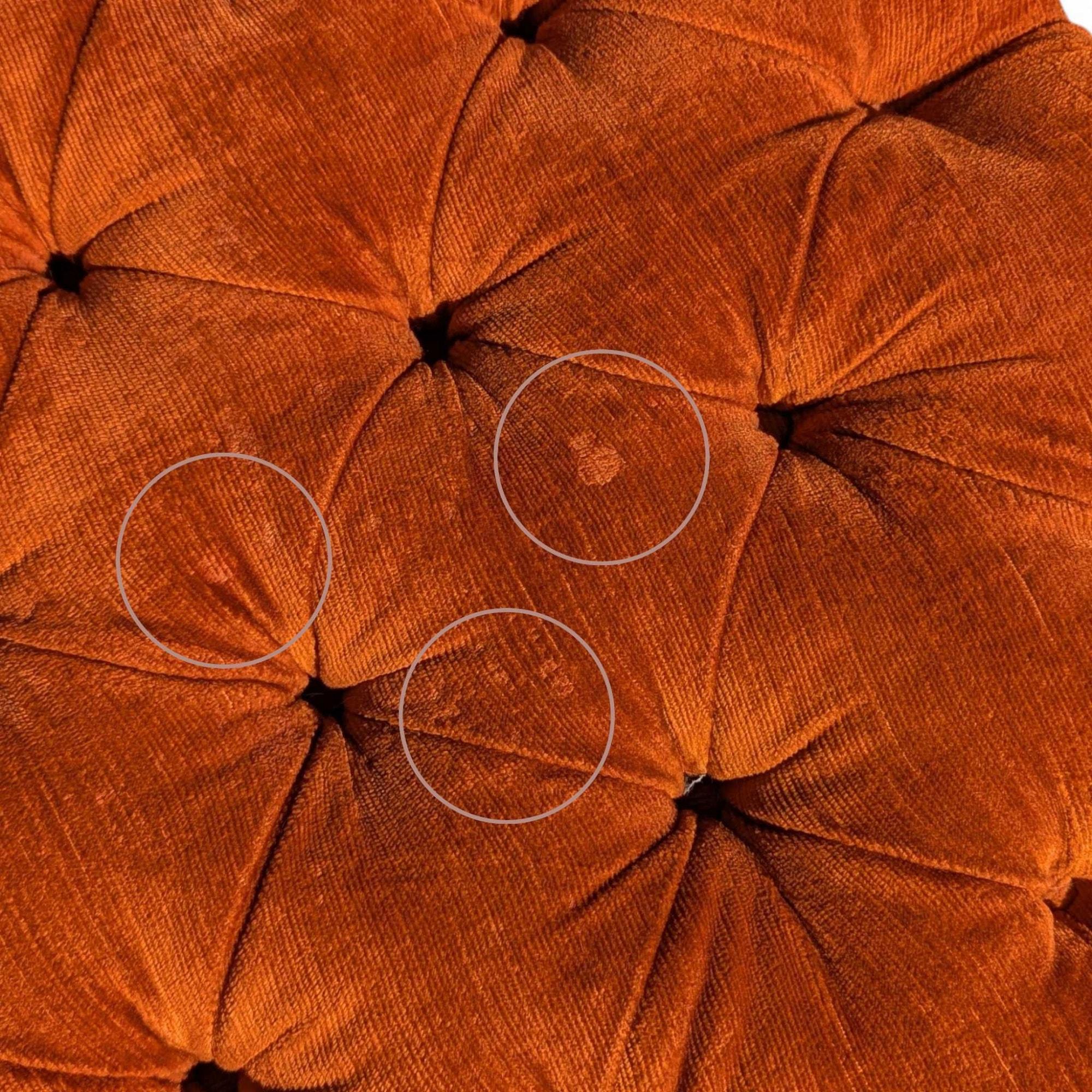 Hollywood-Regency-Ottomanen aus der Jahrhundertmitte in gebranntem Orange mit Kordtuft, paarweise im Angebot 4
