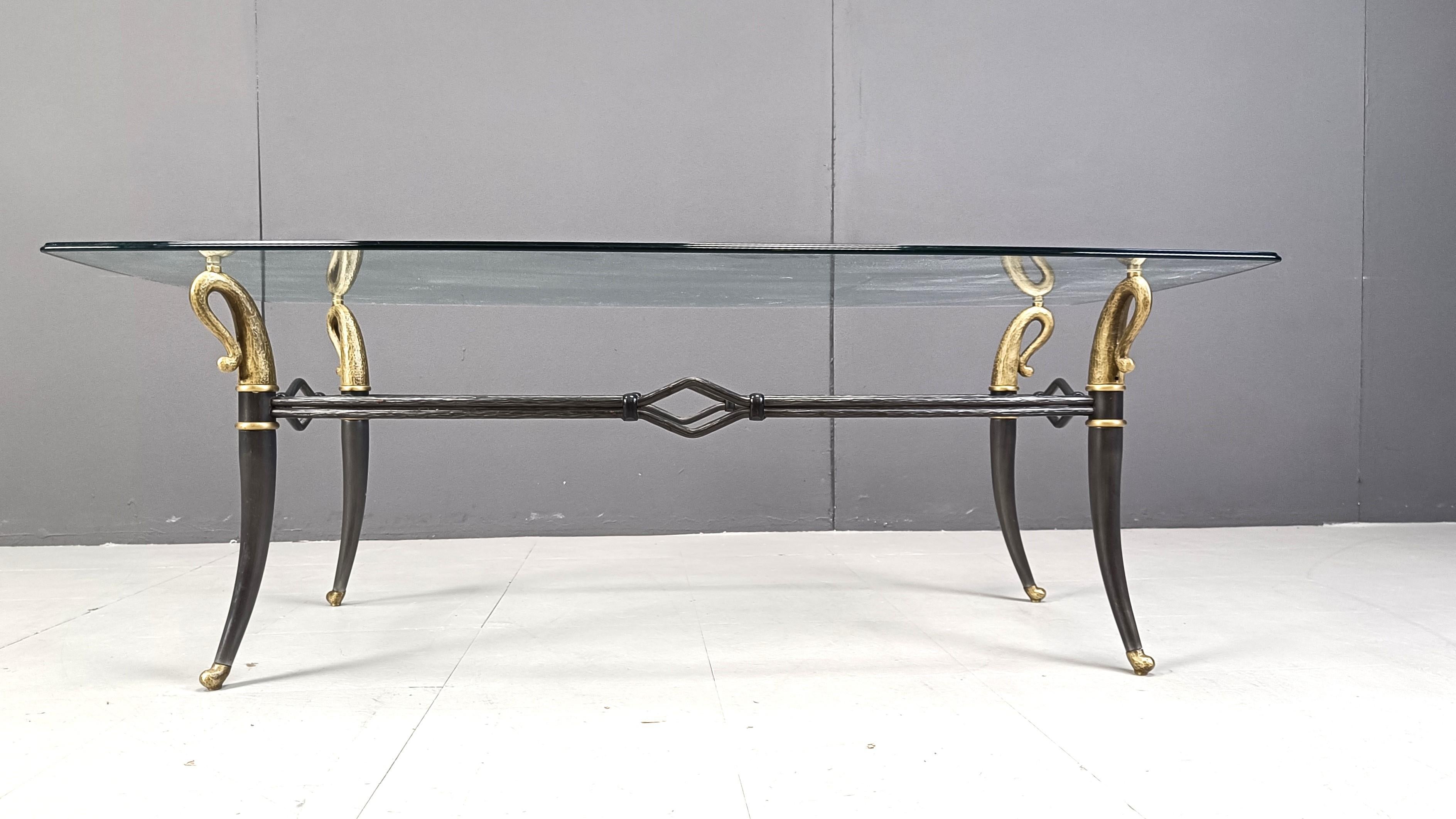 Table basse Hollywood Regency des années 1960 en vente 1