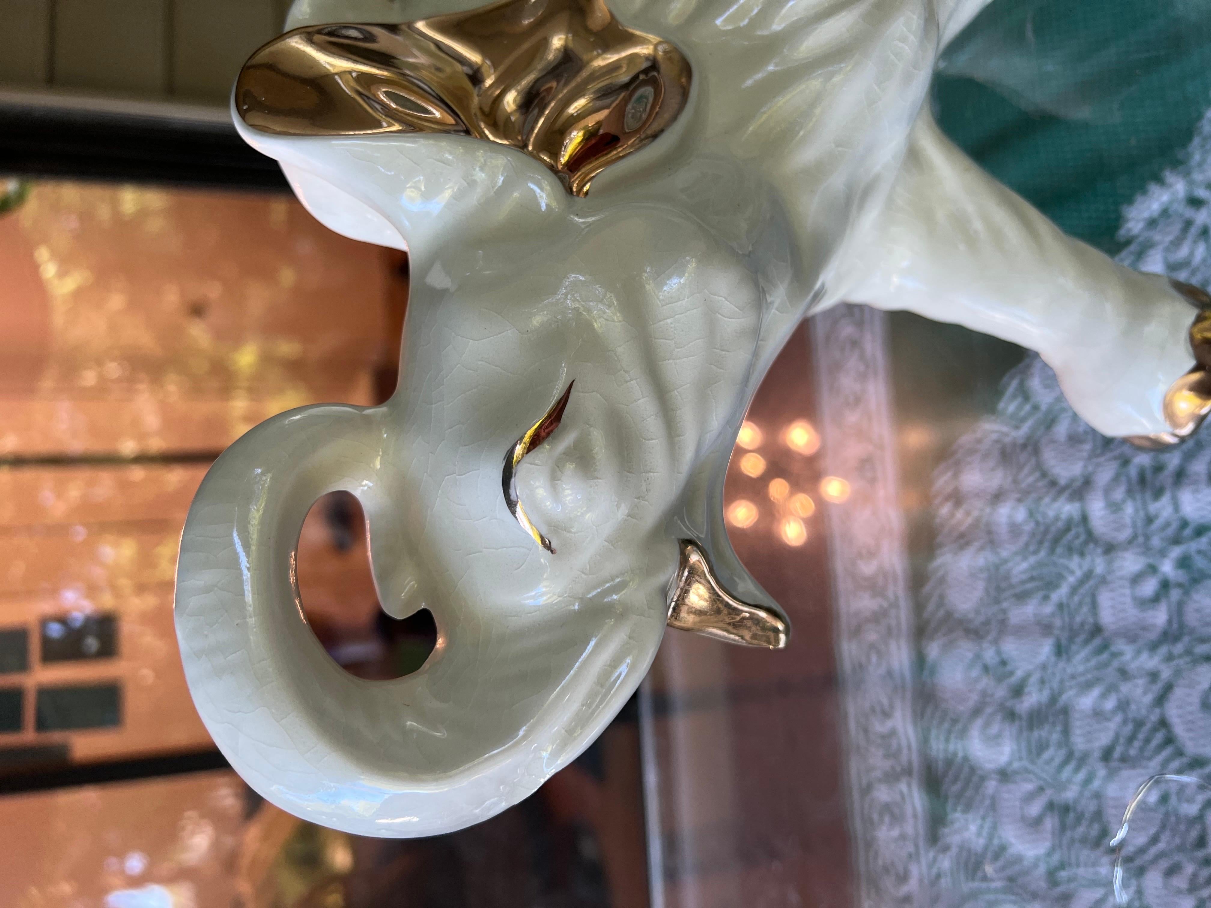 Midcentury Hollywood Regency Elephant Planter In Good Condition For Sale In Charleston, SC