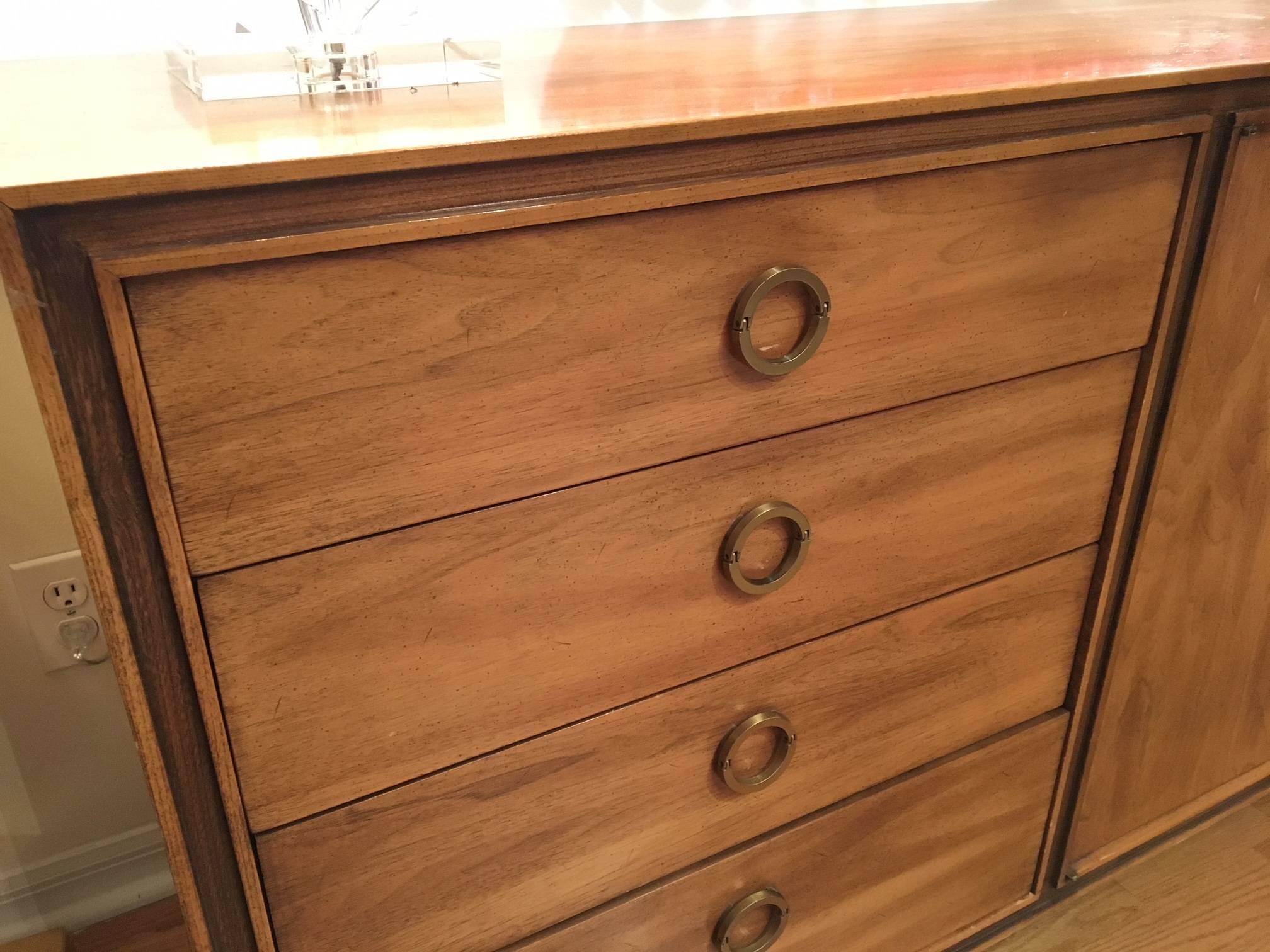 Mid-Century Hollywood Regency Eleven Drawer Dresser by Hickory 1