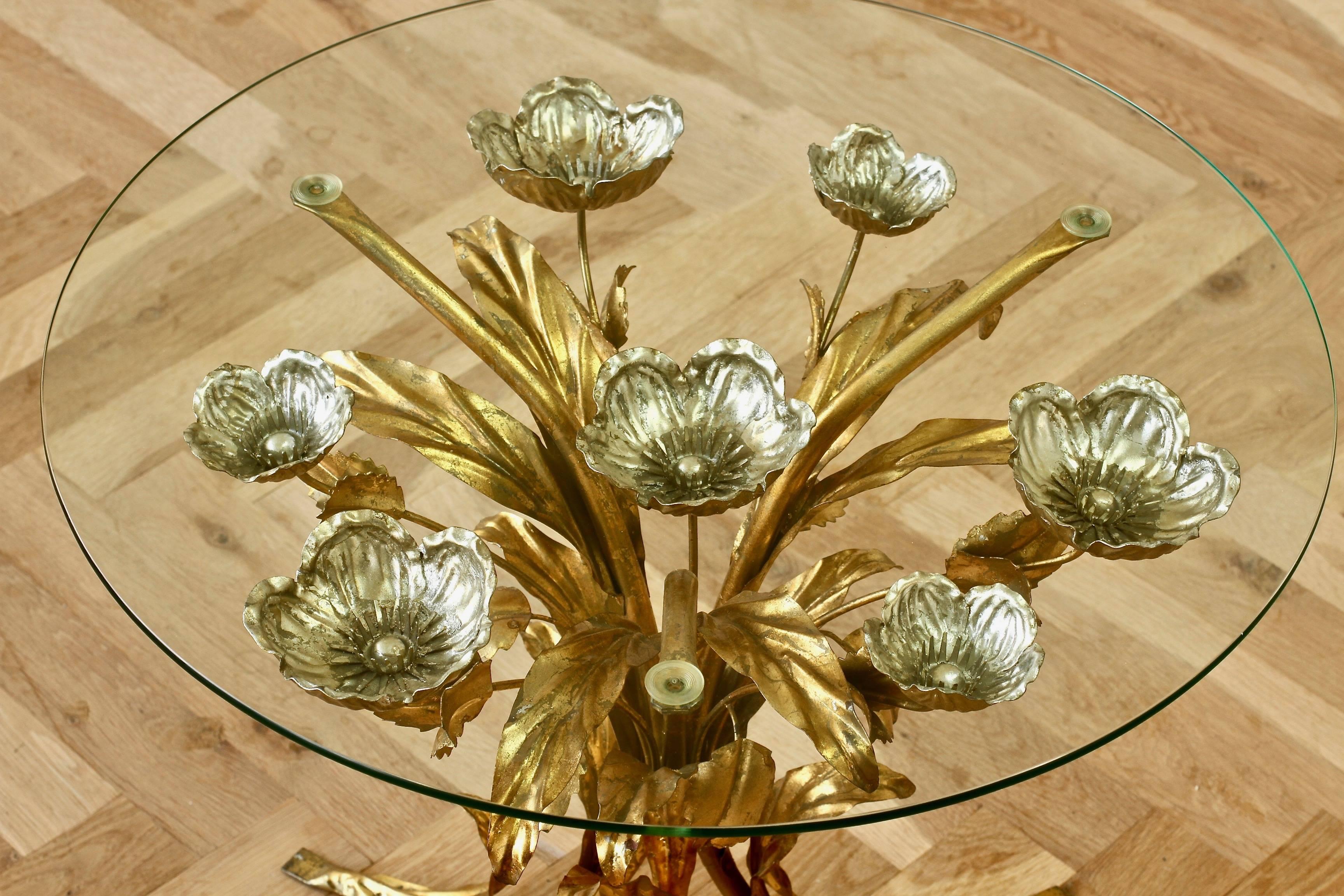 Mid-Century Hollywood Regency Gilt Metal Leaf and Flower Side Table by Hans Kögl 8