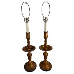 Lámparas de sobremesa estilo Pricket de metal dorado Hollywood Regency de mediados de siglo