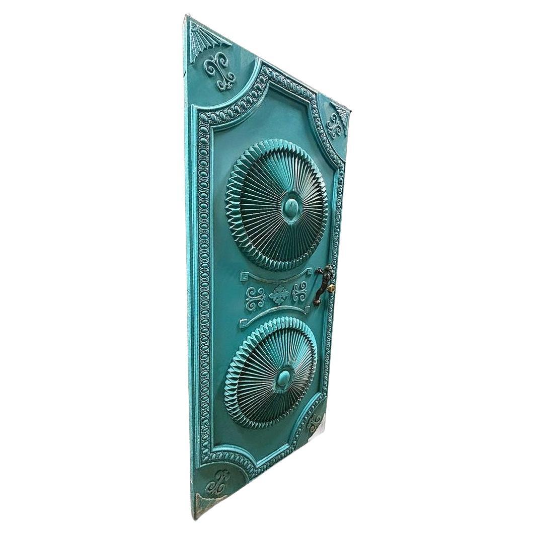 Grande porte turquoise de style régence hollywoodienne du milieu du siècle avec poignées personnalisées