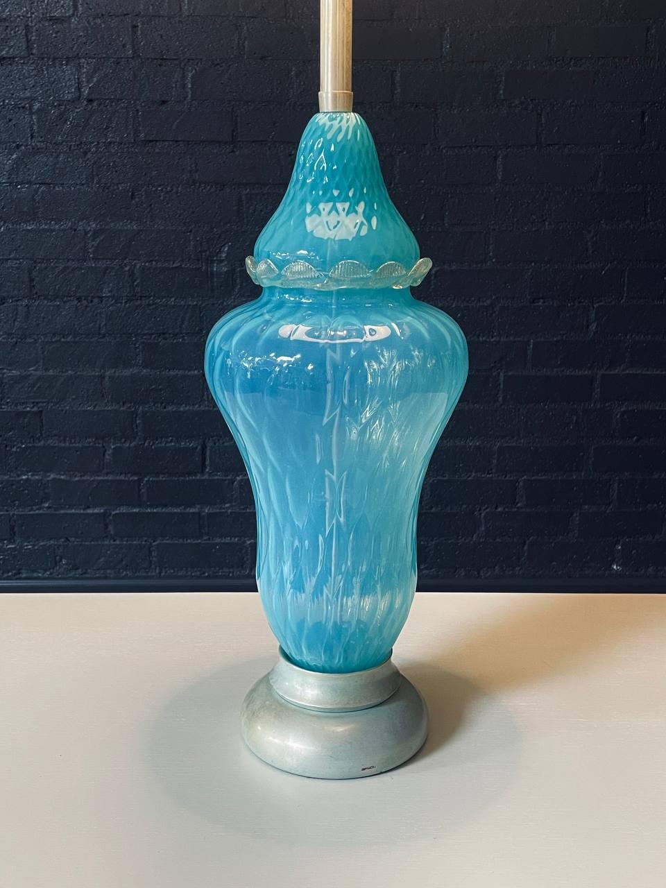 Mid-Century Hollywood Regency Italian Blue Swirl Murano Table Lamp For Sale 2