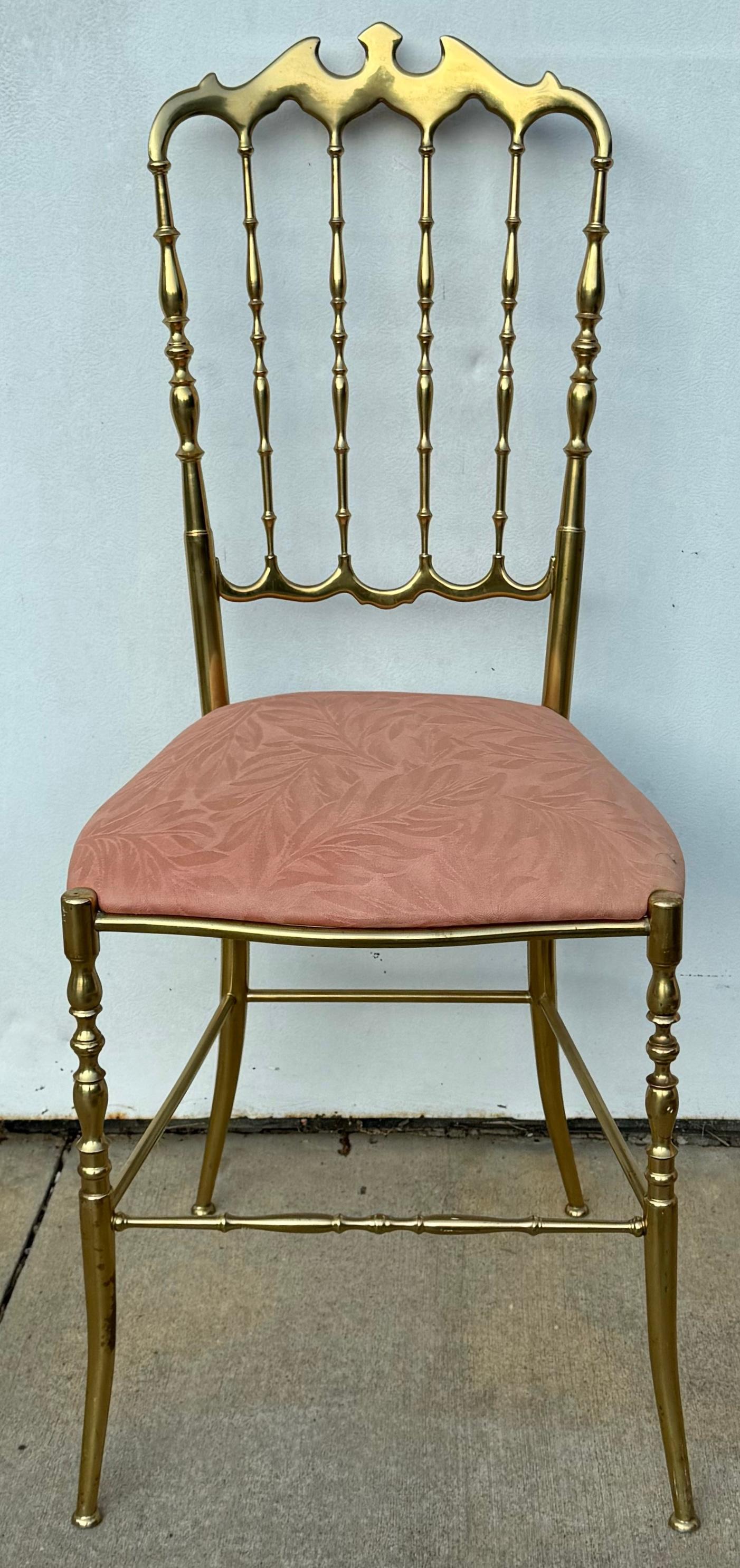 Mid-Century Hollywood Regency Italian Brass Chiavari  Side  Desk  Vanity Chair For Sale 3