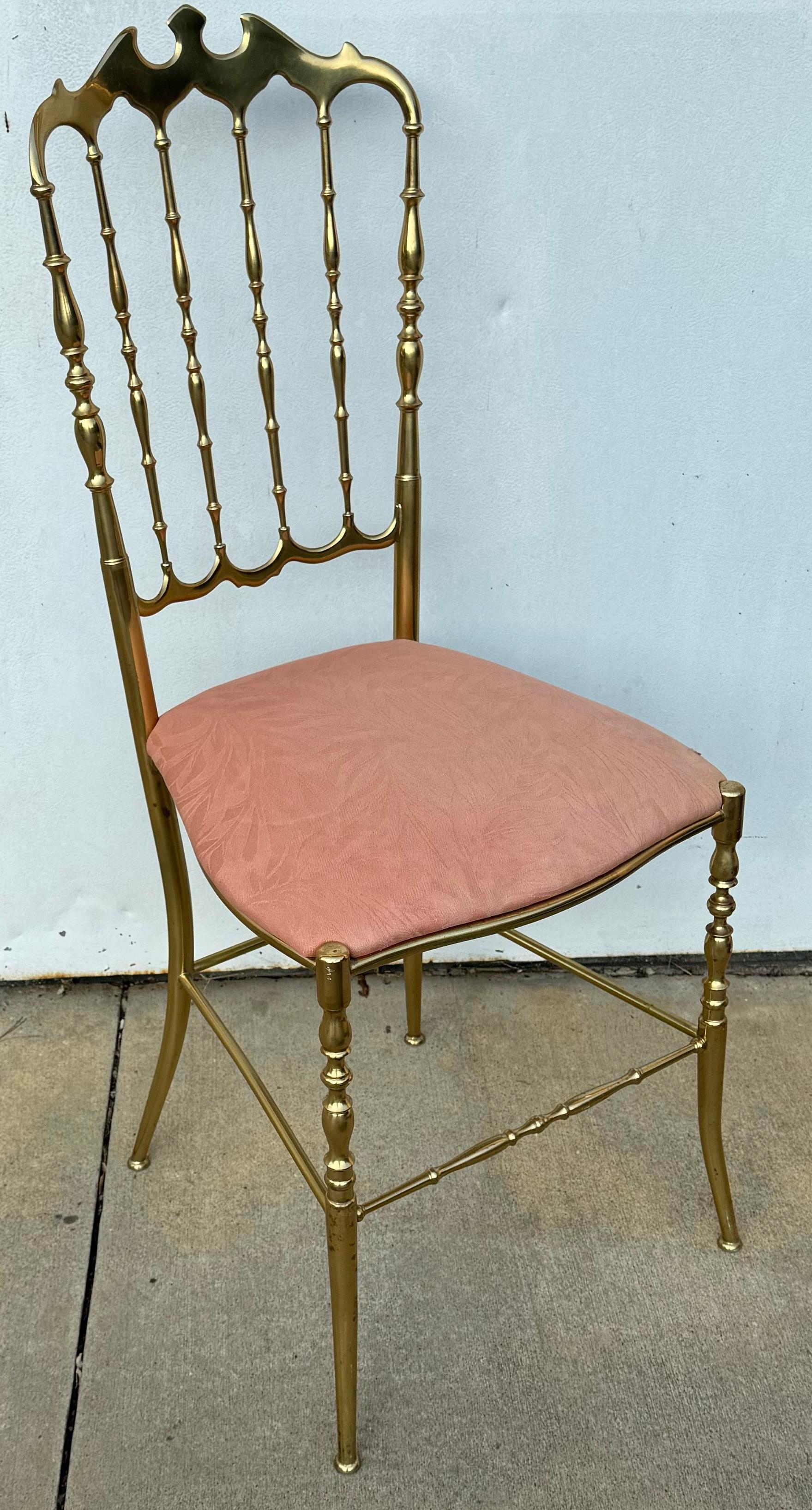 Mid-Century Hollywood Regency Italian Brass Chiavari  Side  Desk  Vanity Chair For Sale 4