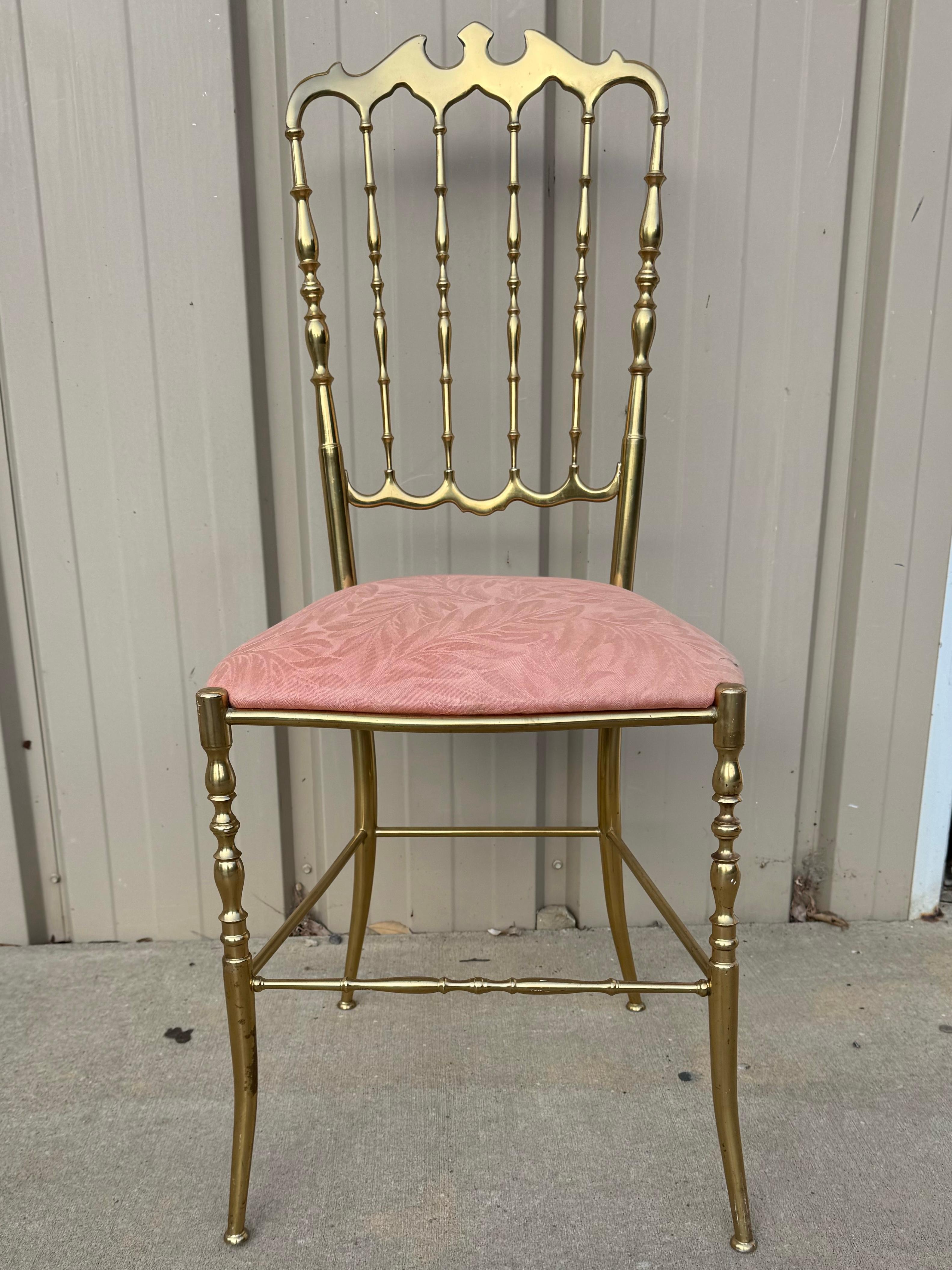 Mid-Century Hollywood Regency Italian Brass Chiavari  Side  Desk  Vanity Chair For Sale 5