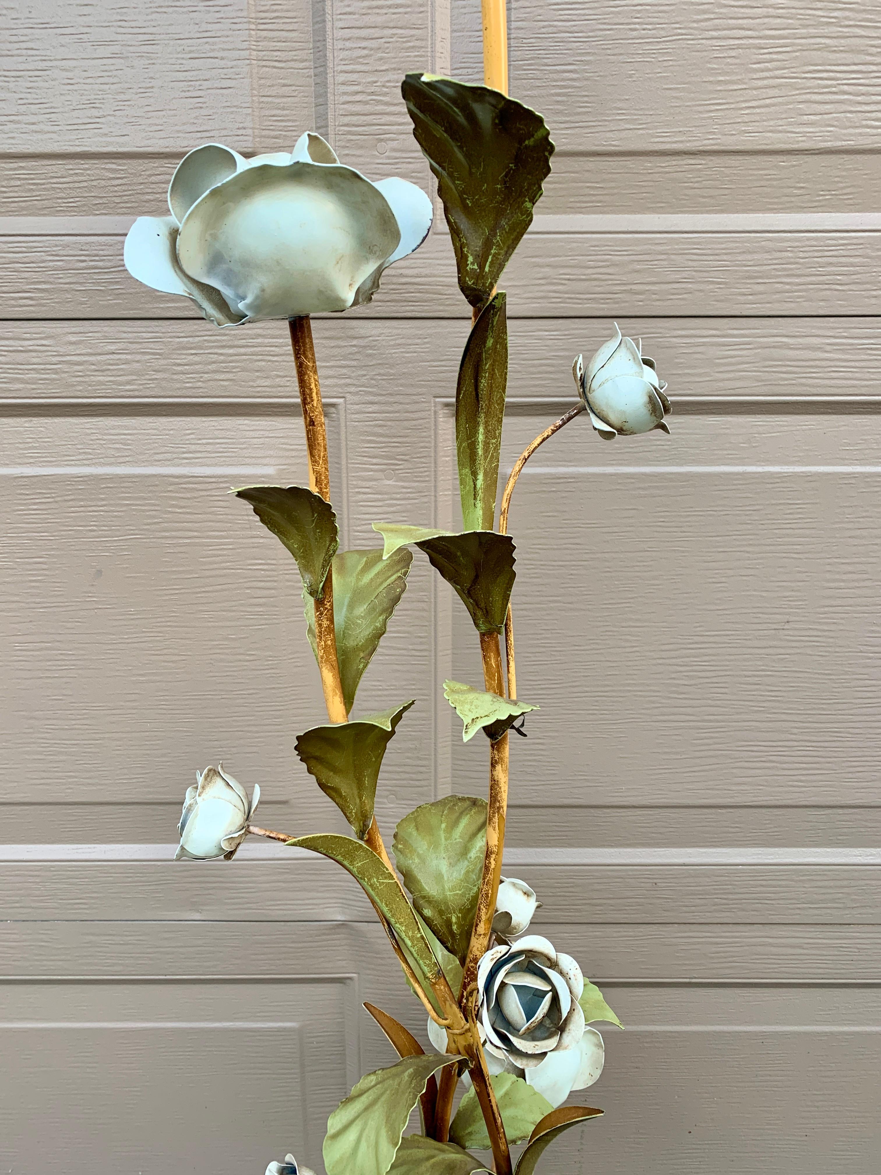 Mid-Century Hollywood Regency Italian Tole Floral Rose Floor Lamp, 1950s 3