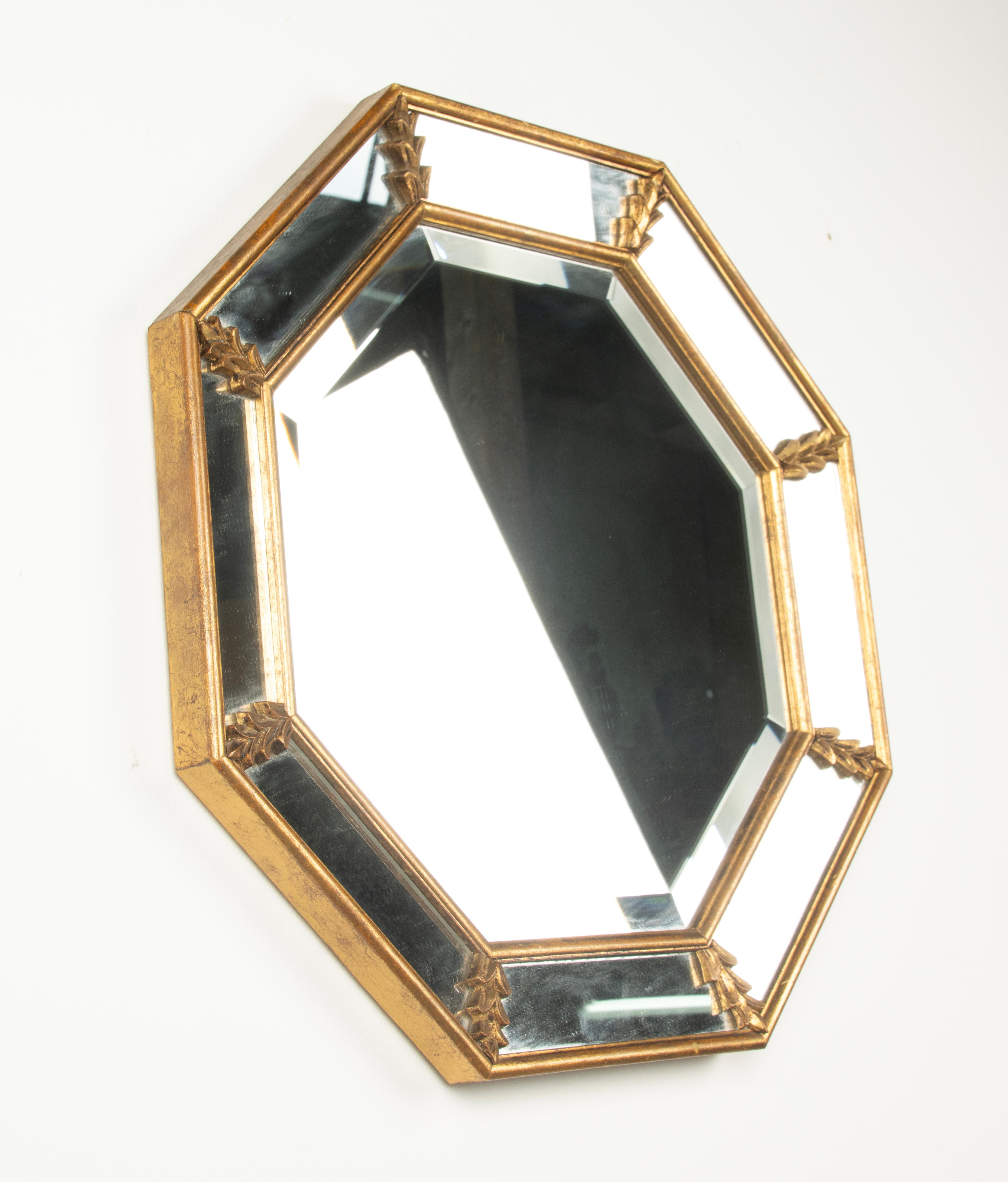 Miroir octogonal Parclose de style Hollywood Regency du milieu du siècle dernier en vente 5
