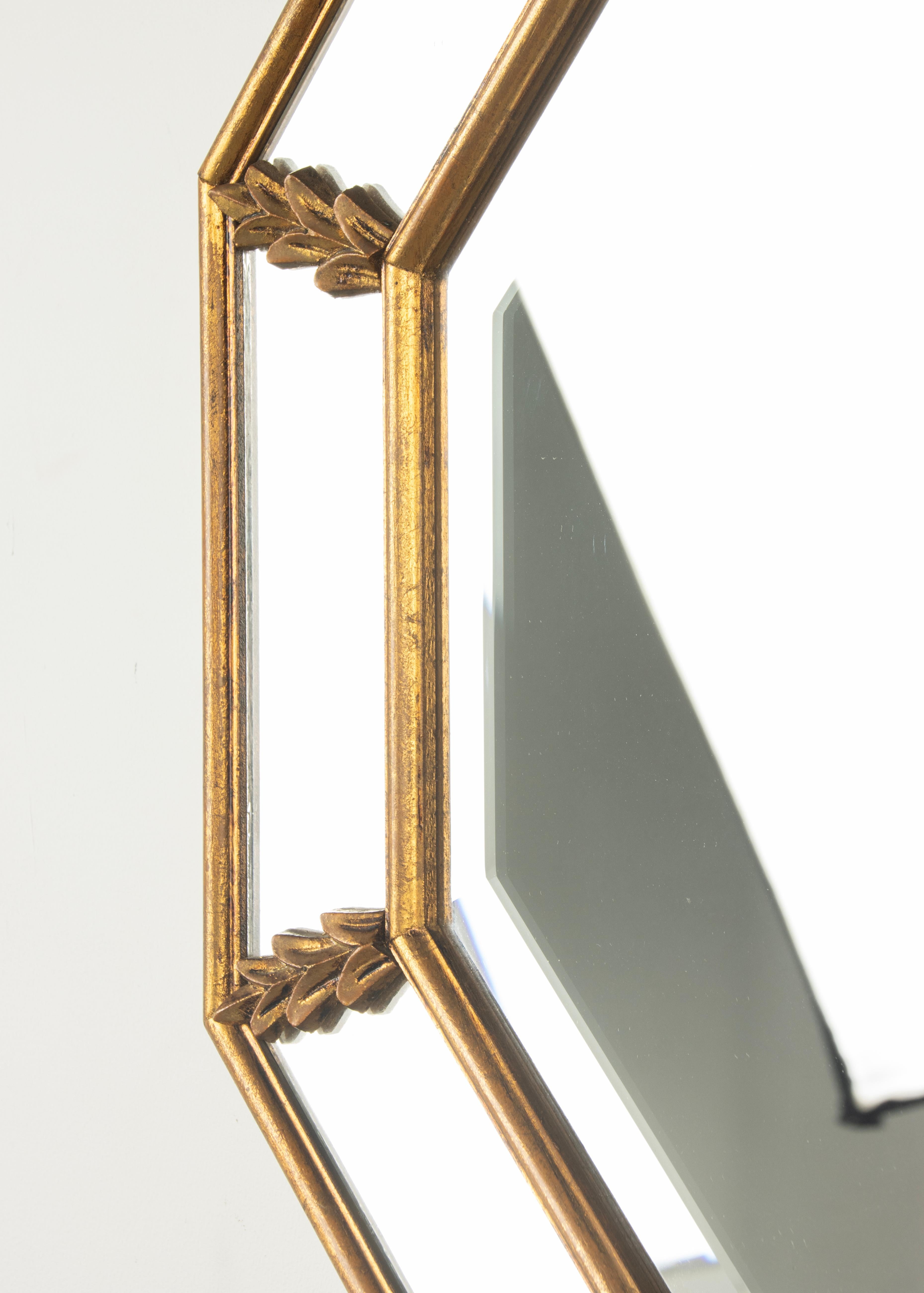 Belge Miroir octogonal Parclose de style Hollywood Regency du milieu du siècle dernier en vente