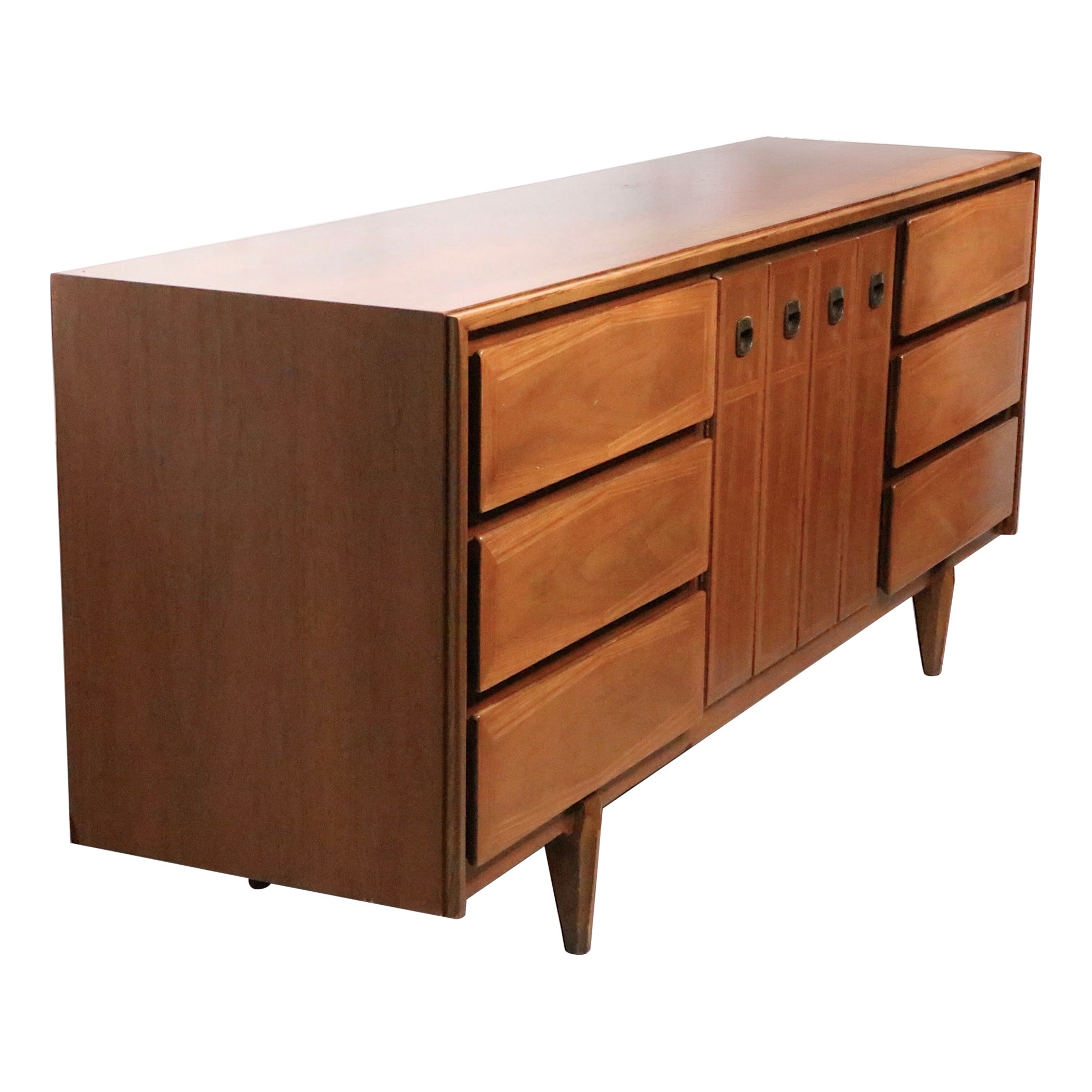 Mid Century Hollywood Regency Style Dresser by American of Martinsville 1950/60