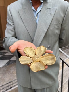 Midcentury Hollywood Regency Style Flower Petal "Bridge" Ashtray