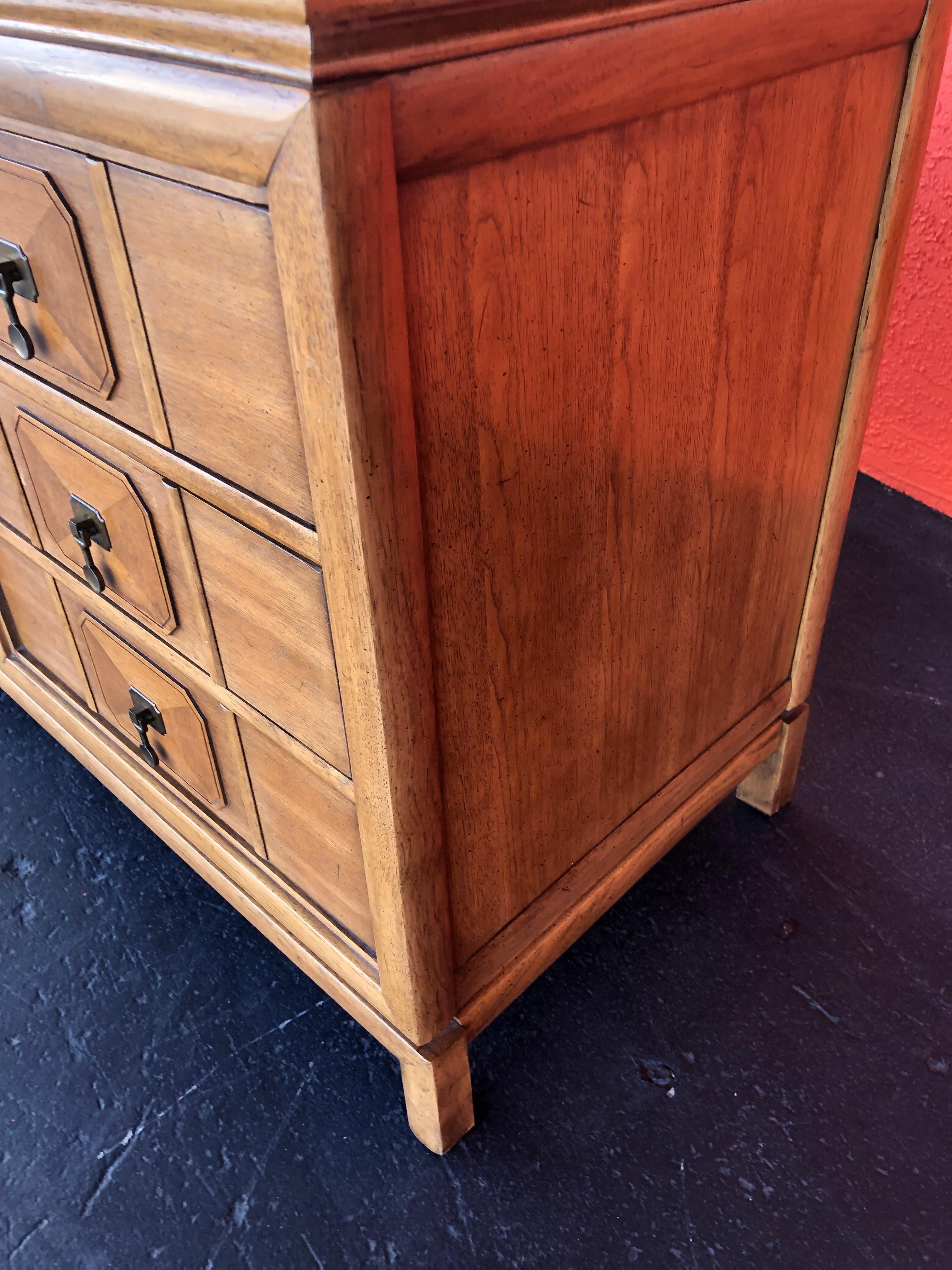 Mid Century Hollywood Regency Thomasville Tamerlane 5pc Bedroom Set For Sale 8