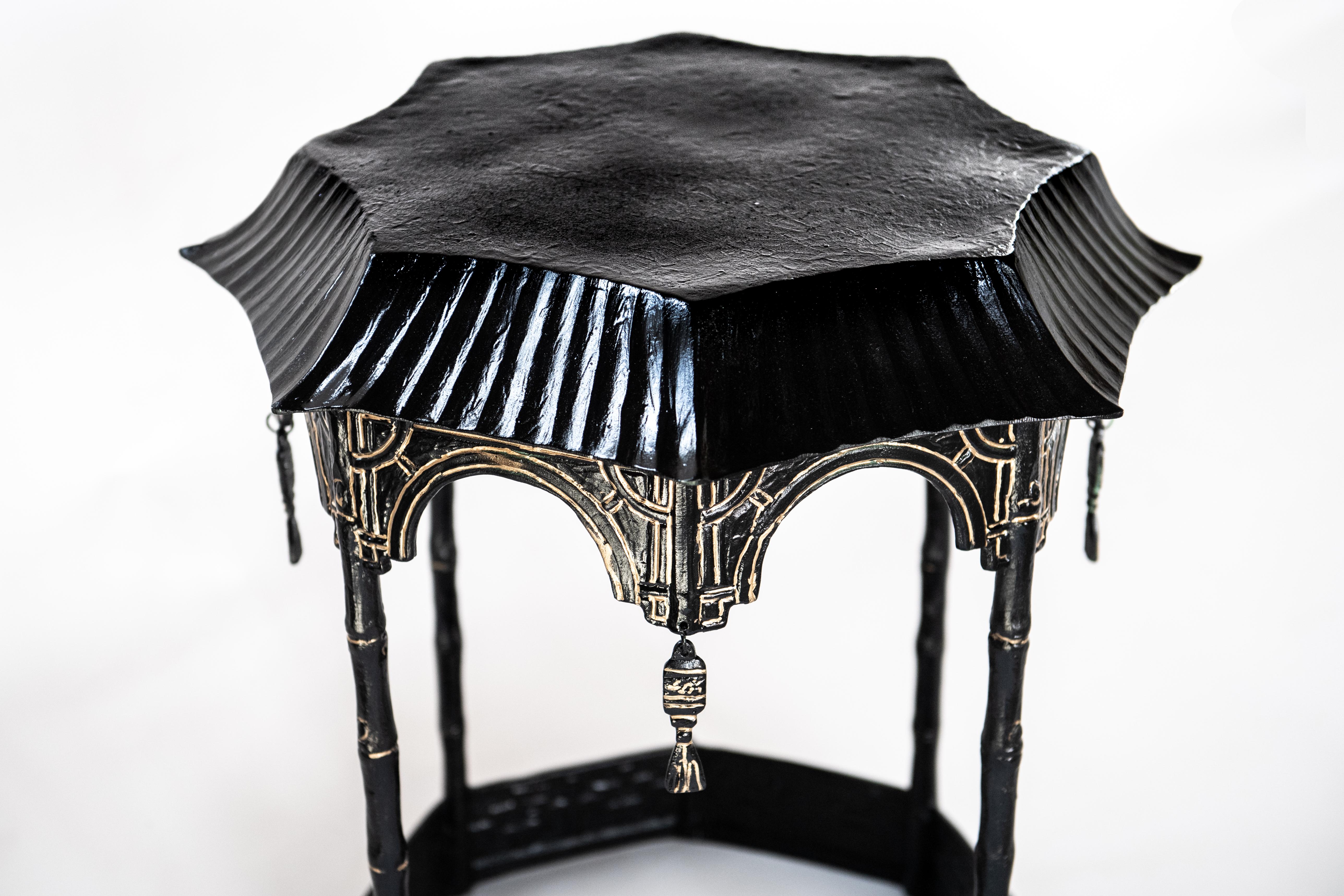 Inconnu Table peinte Tole, milieu de siècle, Hollywood Regency en vente
