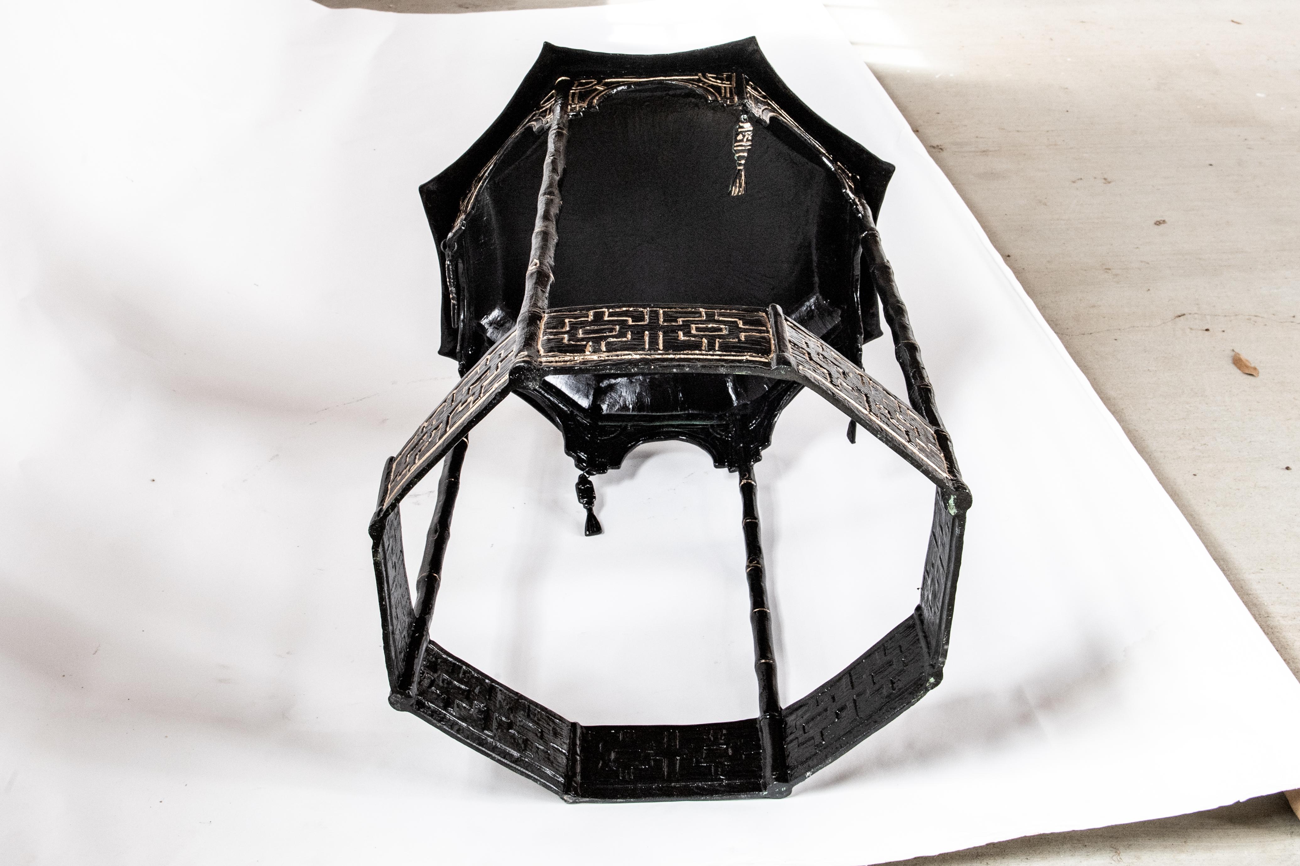 Table peinte Tole, milieu de siècle, Hollywood Regency en vente 3
