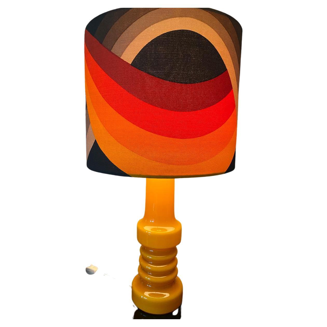 Holmegaard-Glas-Tischlampe aus der Mitte des Jahrhunderts mit neuem, maßgefertigtem Lampenschirm (Moderne der Mitte des Jahrhunderts) im Angebot