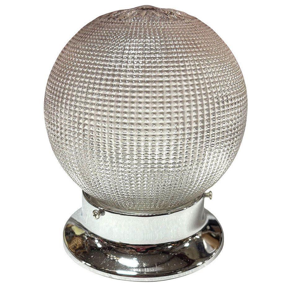 Lámpara Colgante Globe Lighting de Vidrio Holófano de Mediados de Siglo con Accesorio de Acero Cromado en Excelente estado para la venta en Van Nuys, CA