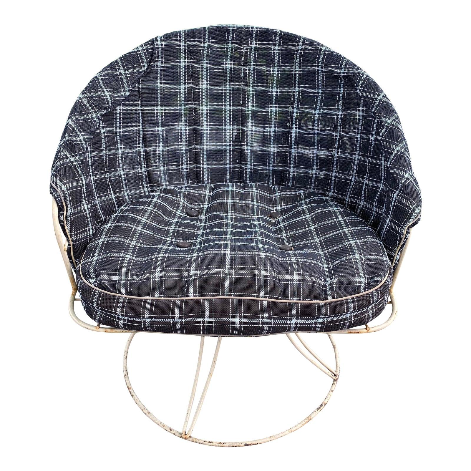 Silla de patio de hierro forjado Homecrest de mediados de siglo