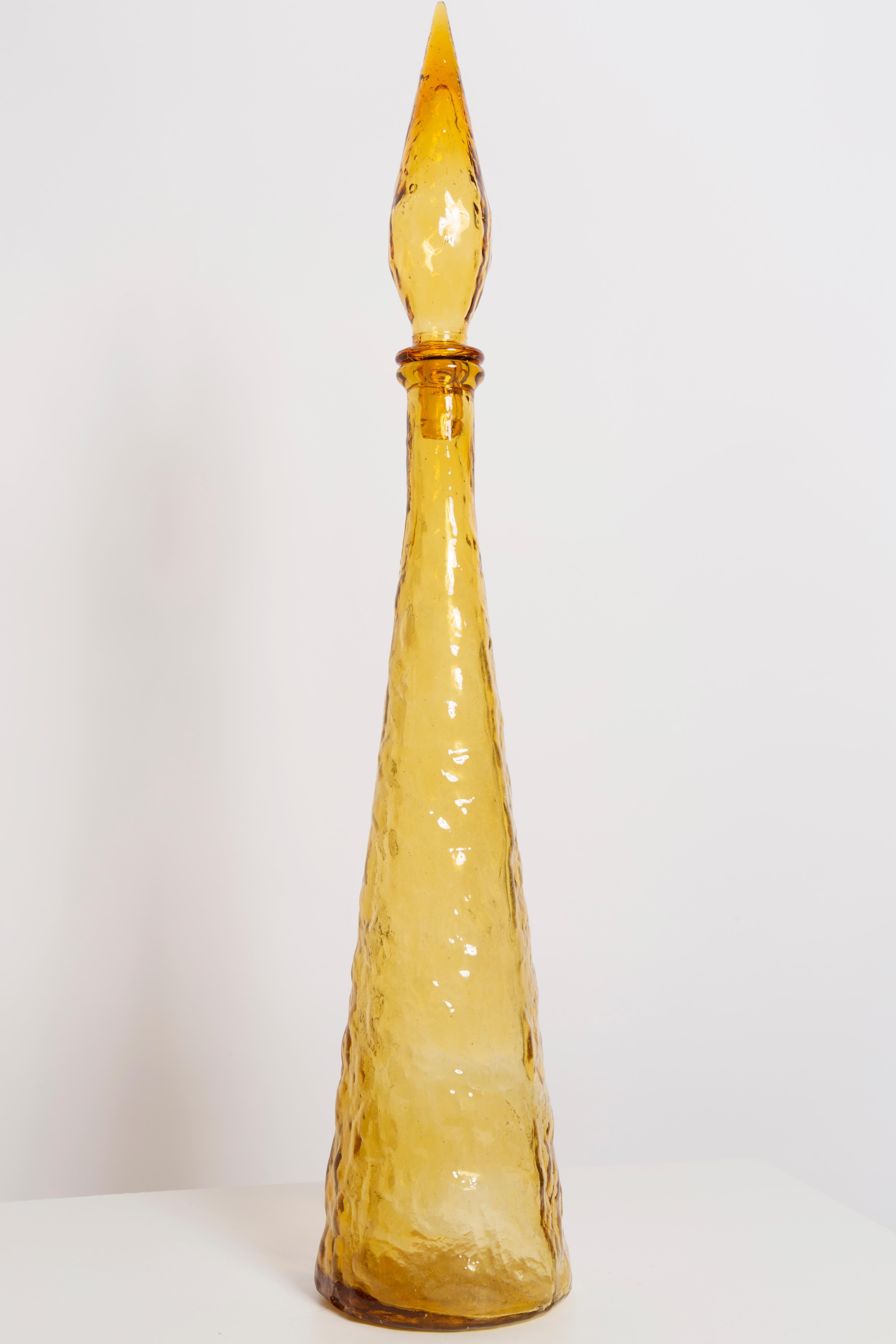 Mid-Century Honiggelber Dekanter aus Empoli-Glas mit Stopper, Italien, 1960er Jahre (Italienisch) im Angebot