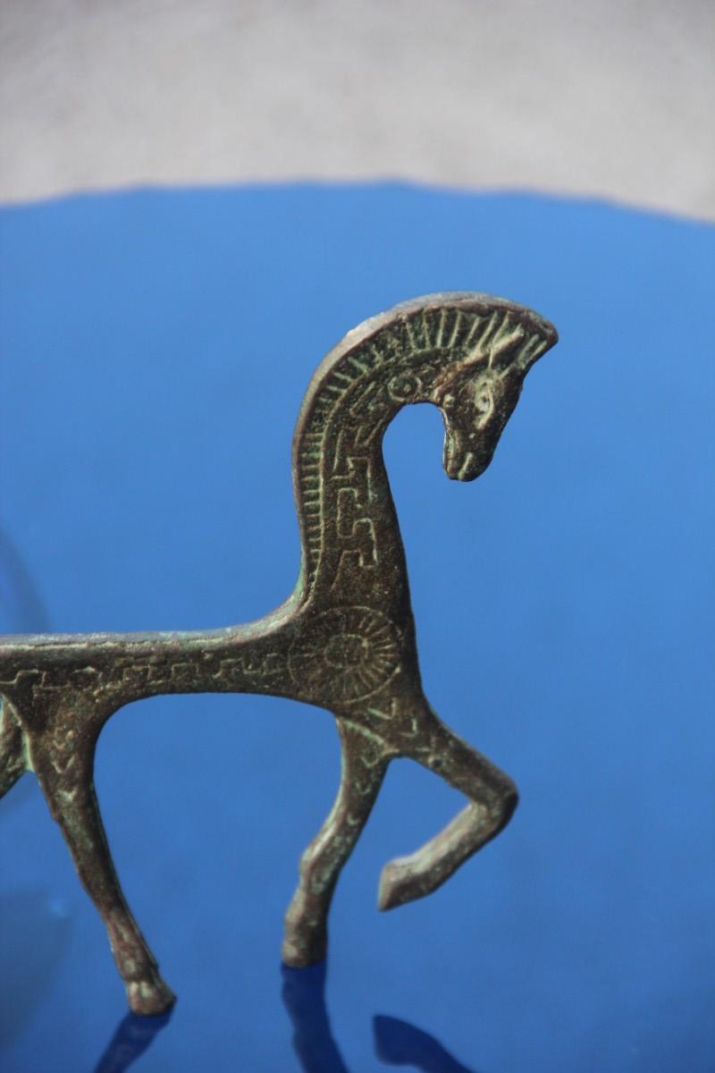 Midcentury Horse Sculpture in Bronze of 1950 Italian Design Greek Roman In Good Condition In Palermo, Sicily