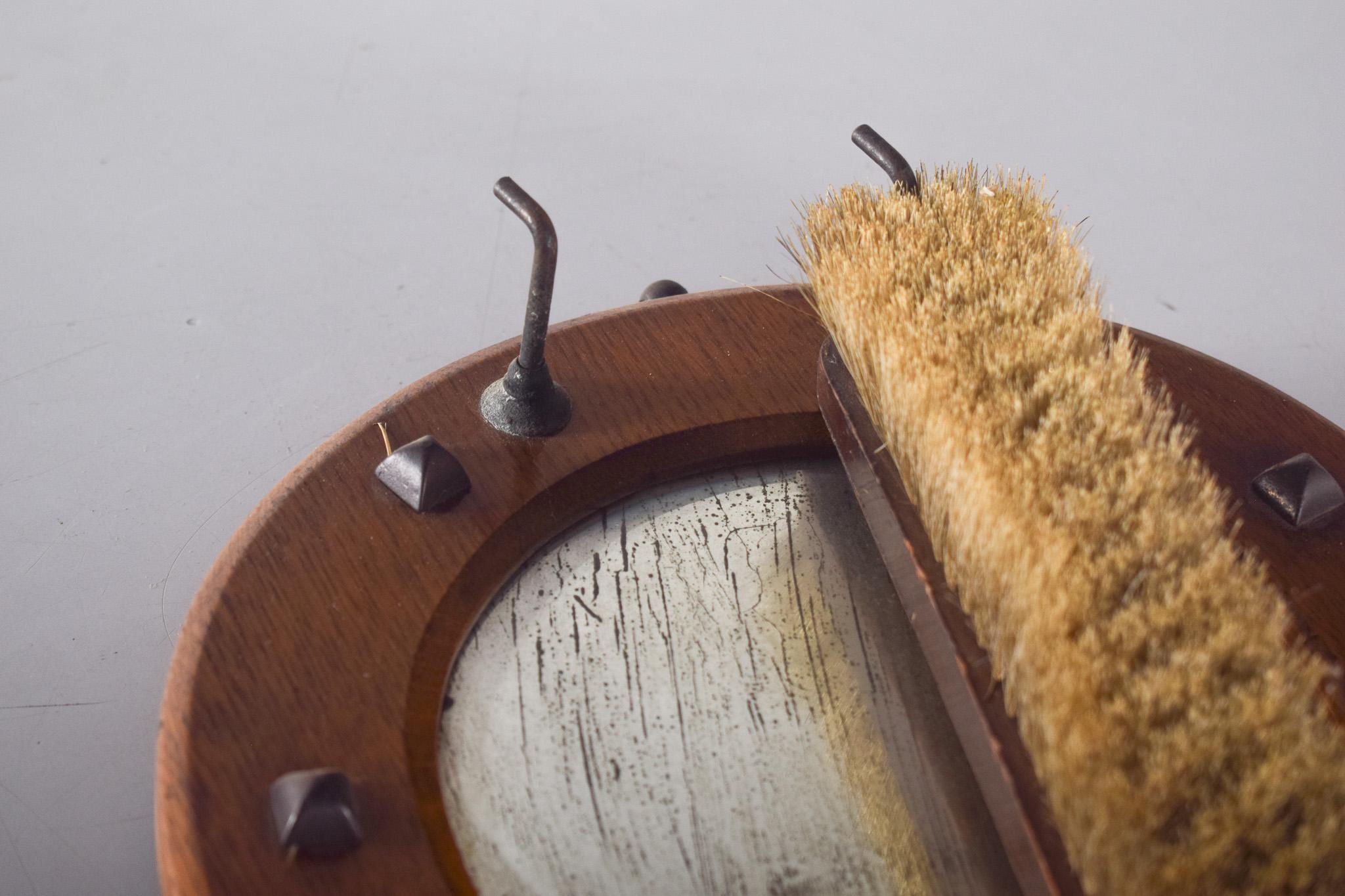 Modern Mid-Century Horseshoe-Shaped Brush Hanger For Sale