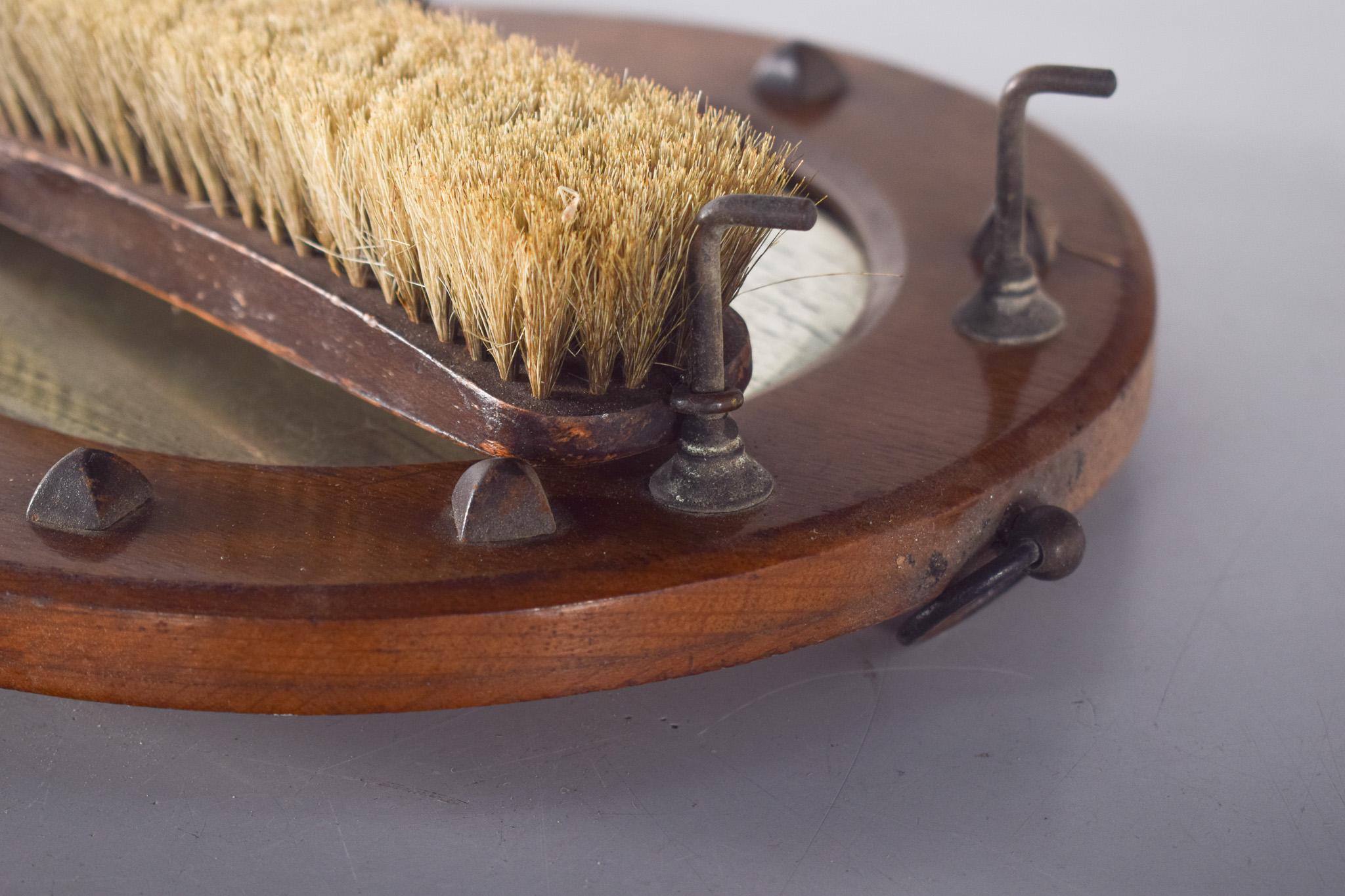 Portuguese Mid-Century Horseshoe-Shaped Brush Hanger For Sale