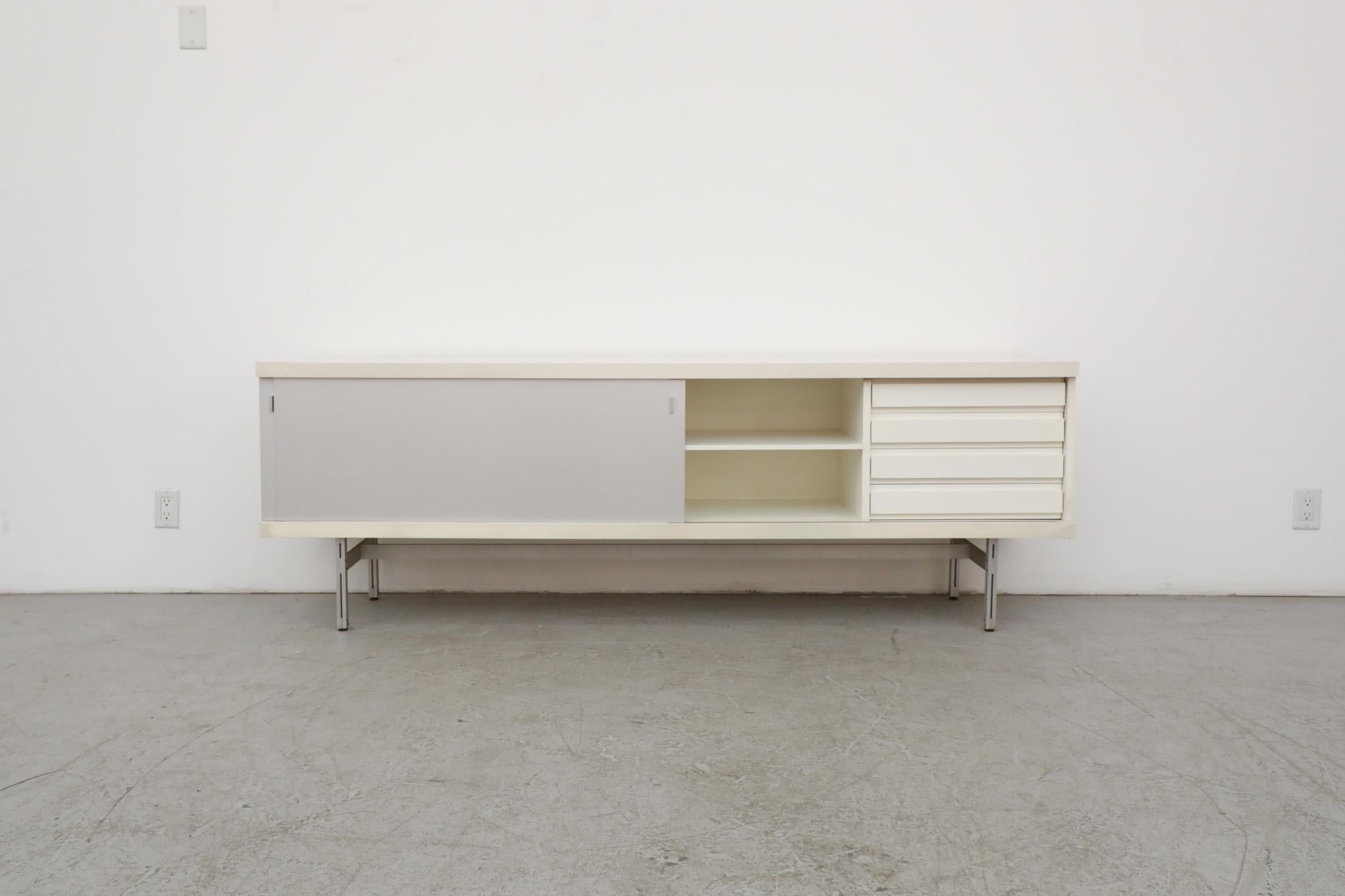 Mid-Century Horst Brüning Sideboard for Behr Germany, 1960 In Good Condition For Sale In Los Angeles, CA
