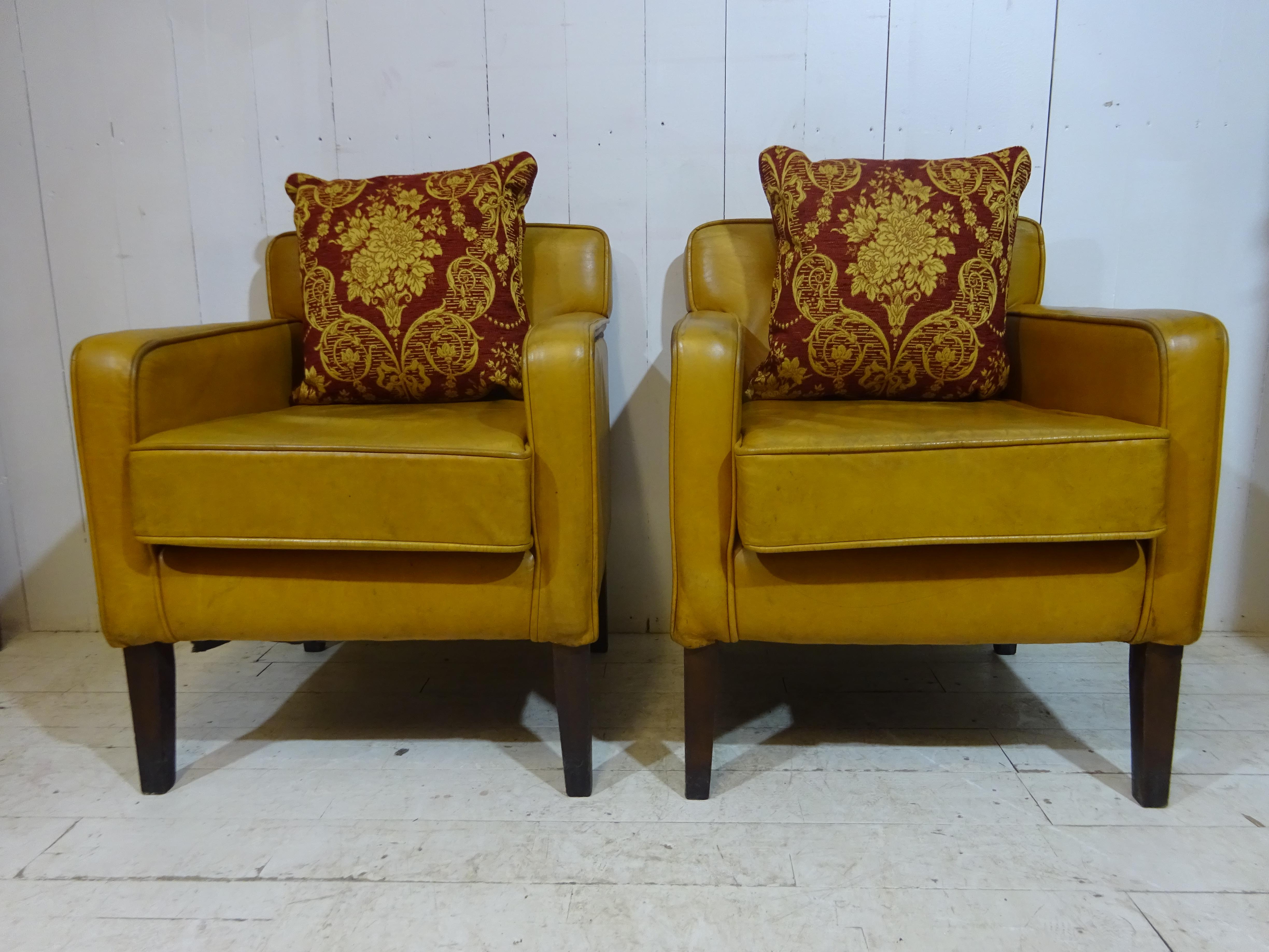 Mid-Century Modern Midcentury Hotel Lounge Chair in Tan Leather