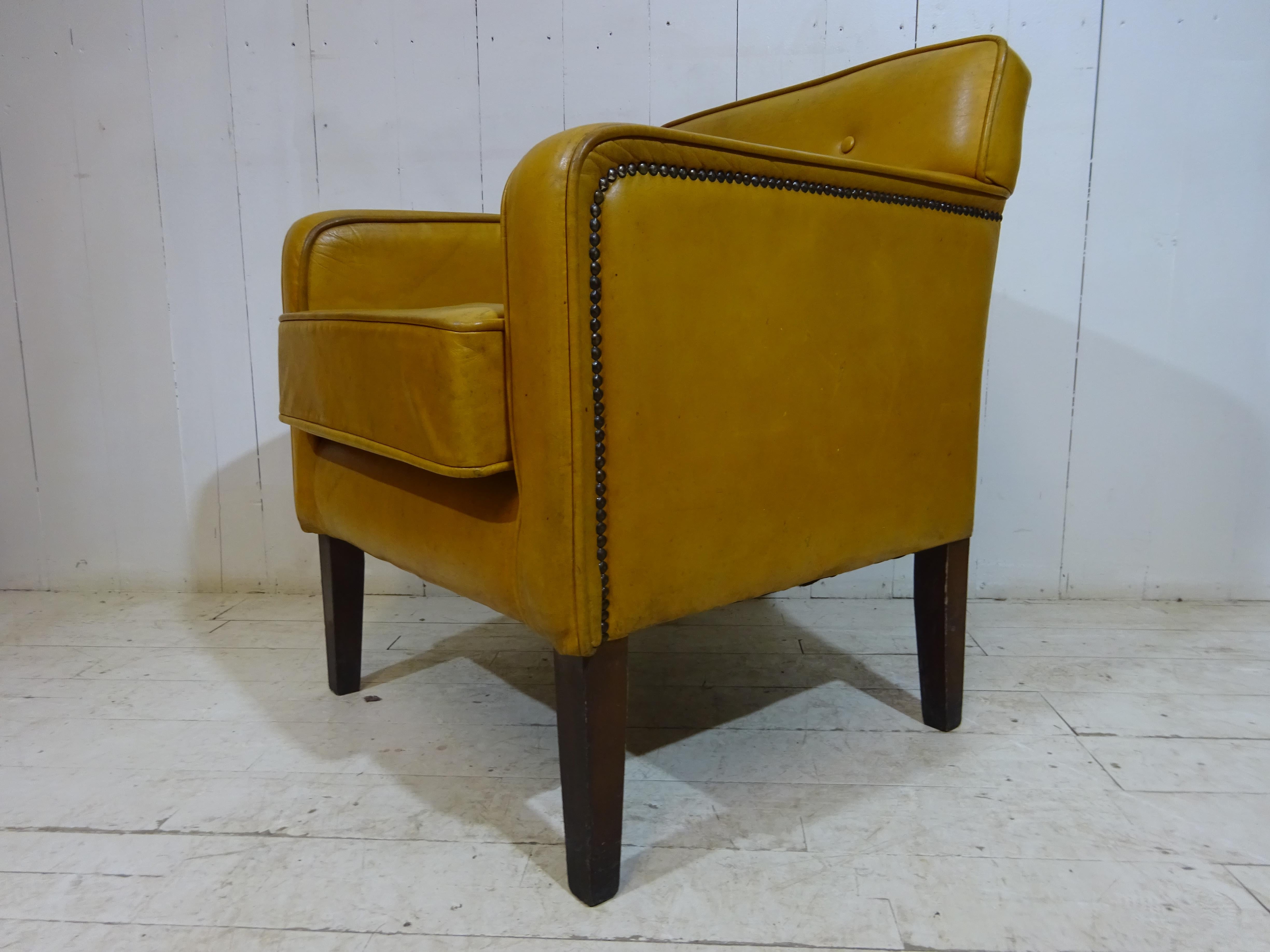 Midcentury Hotel Lounge Chair in Tan Leather 2