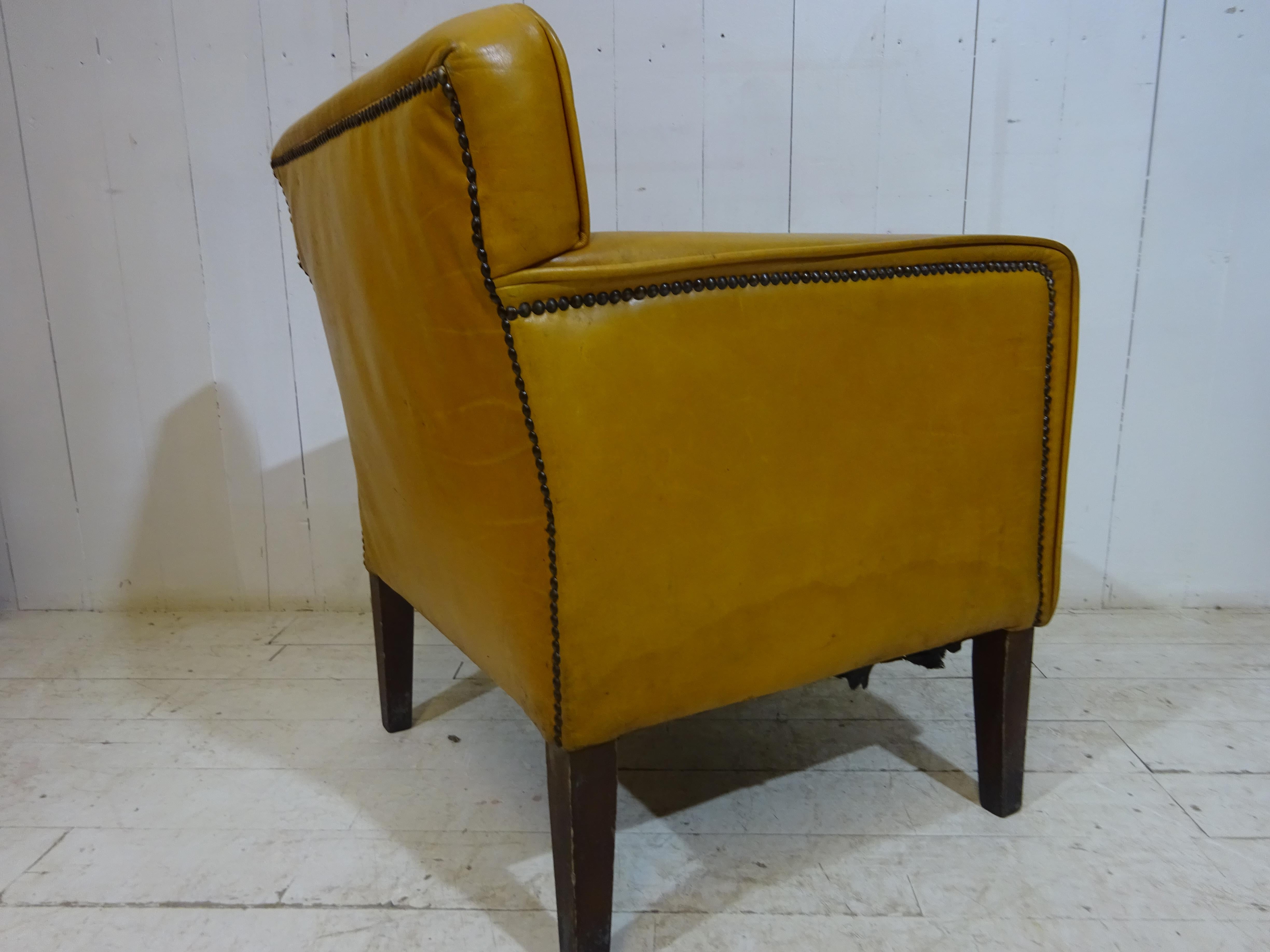 Midcentury Hotel Lounge Chair in Tan Leather 3