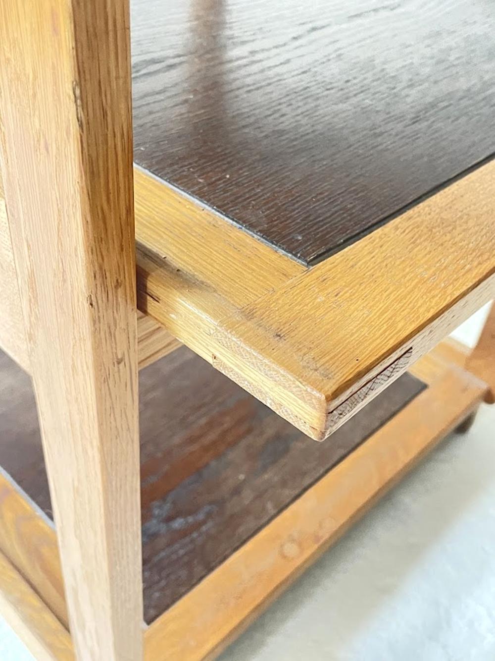 Mesa cúbica de roble de artes aplicadas húngaras de mediados de siglo, años 60 en venta 4