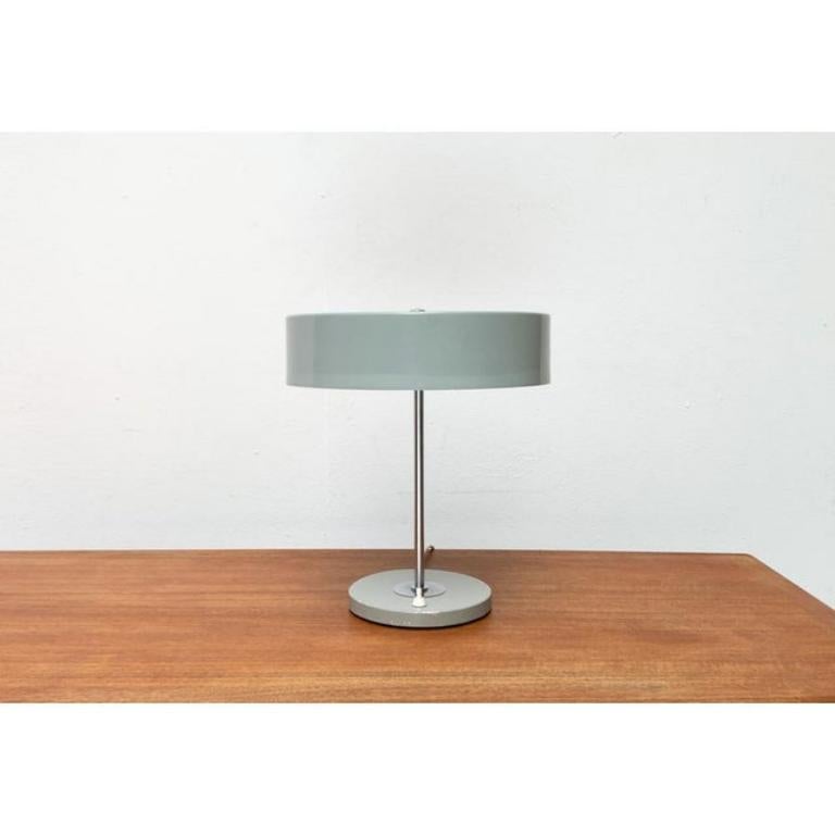 Mid-Century Hungarian CCCP Minimalist Model RV-41 Table Lamp, 1960s In Excellent Condition For Sale In Hamburg, DE