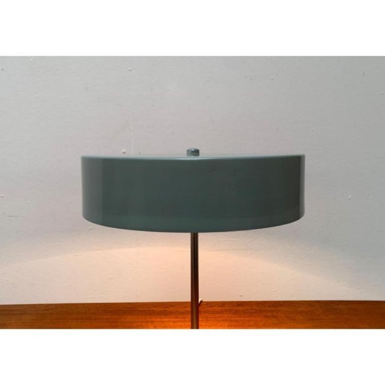 Mid-Century Hungarian CCCP Minimalist Model RV-41 Table Lamp, 1960s For Sale 3