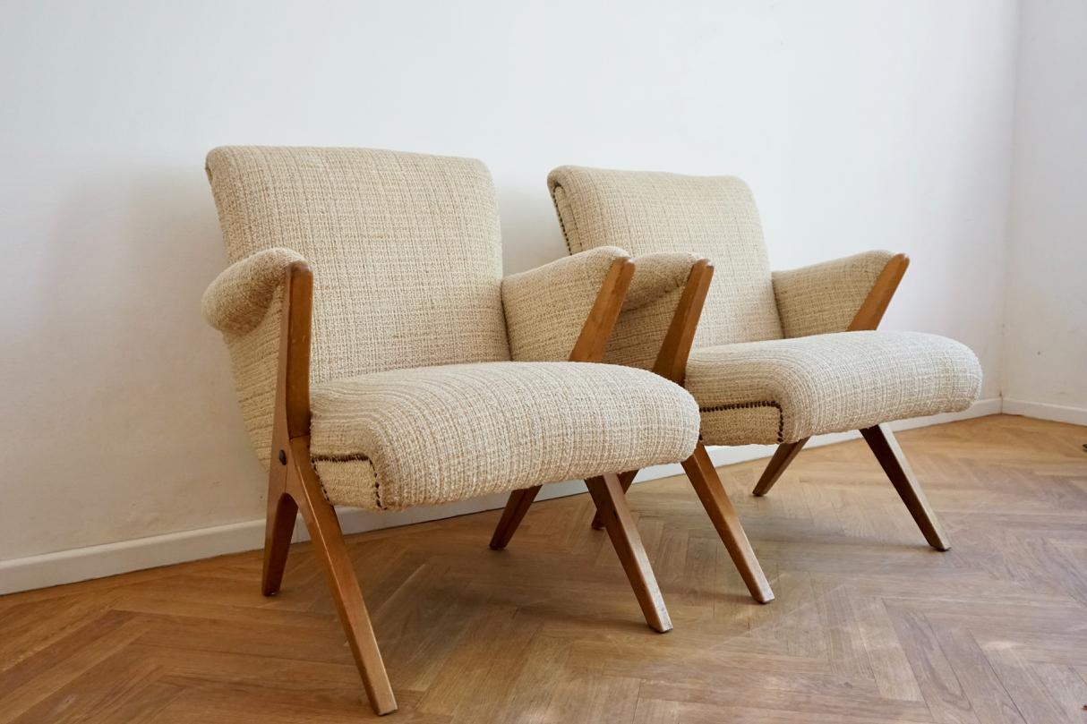 Midcentury Hungarian Cream Beech Armchairs, Set of 2 In Good Condition In  Budapest, HU