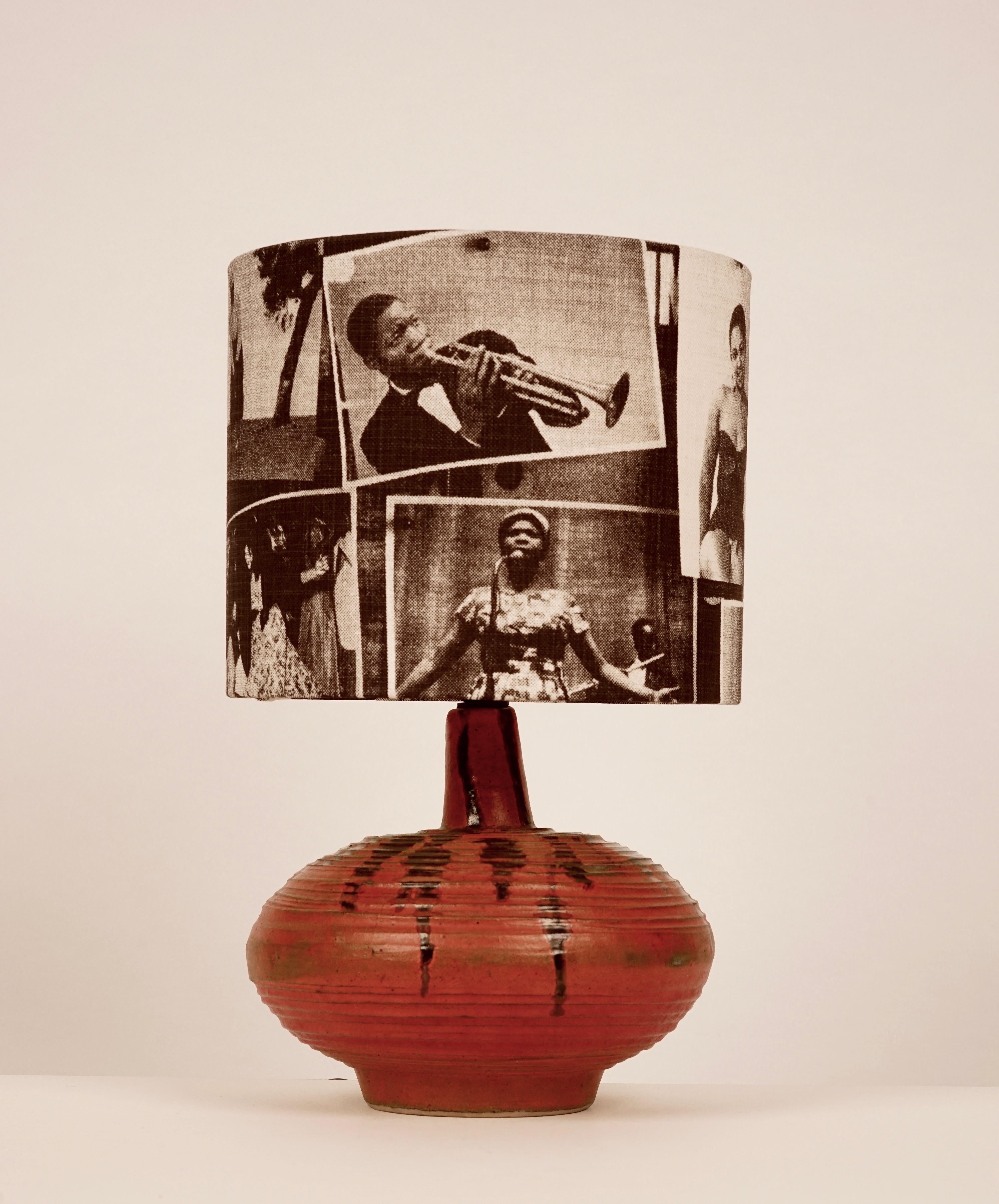 Midcentury Hungarian Studio Ceramic Table Lamp In Good Condition For Sale In Vienna, Austria